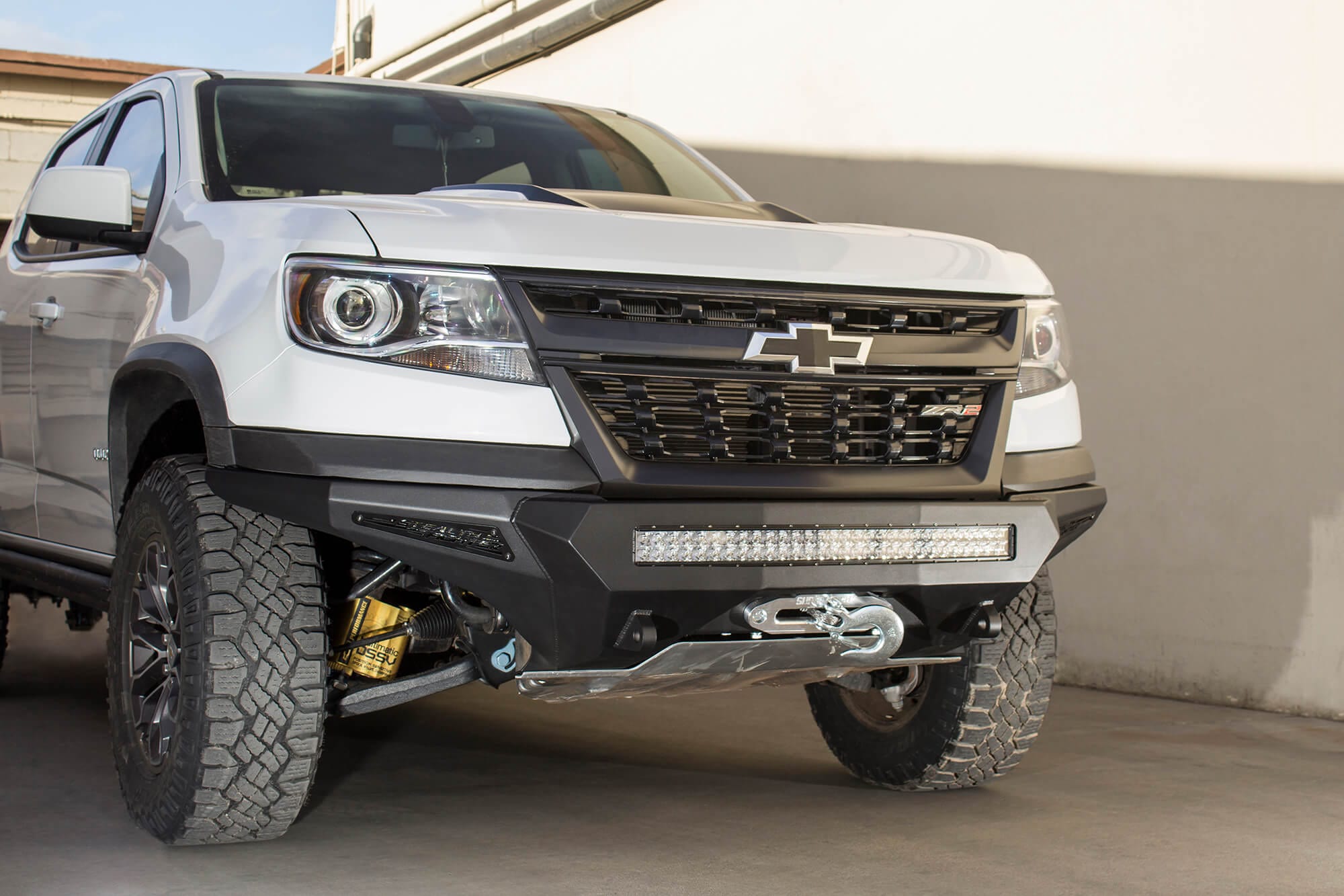 Addictive Desert Designs Bumper 2017-2020 Chevy Colorado ZR2 Stealth Fighter Winch Front Bumper