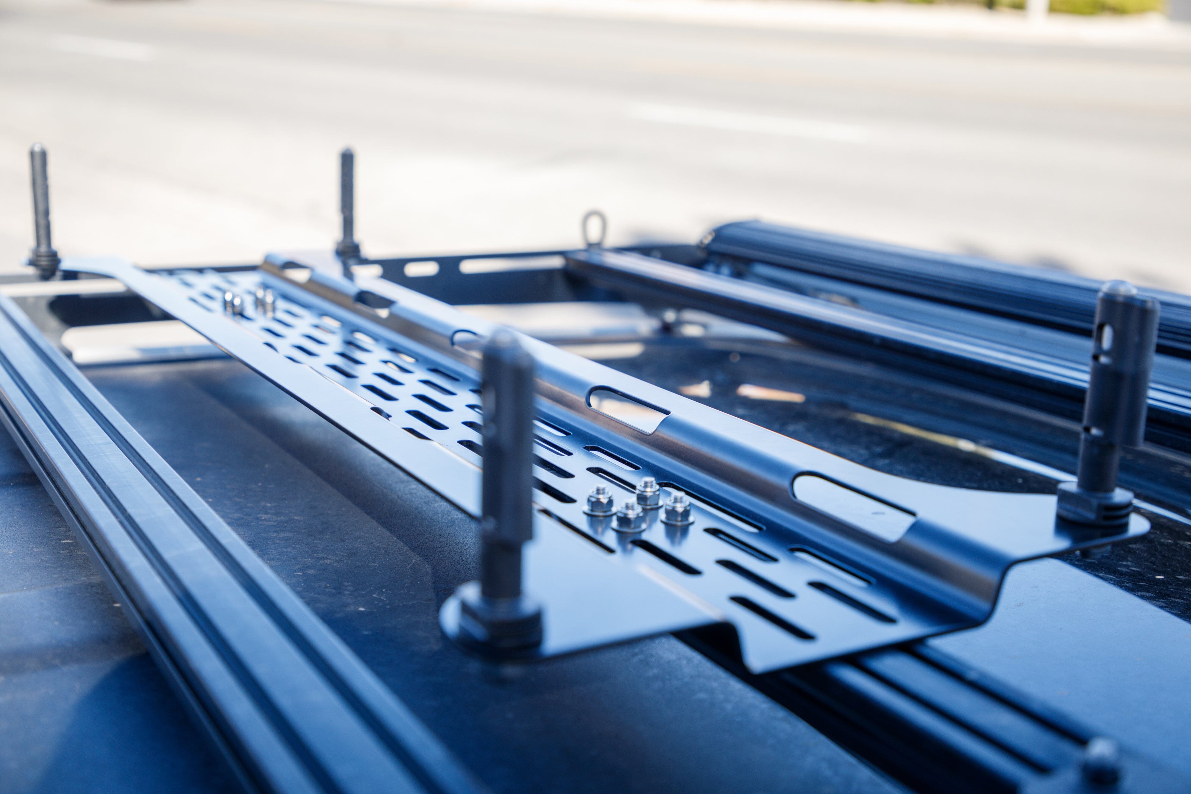 Adventure Imports Mounting Brackets Overland Kitted Universal Mounting Plate for MAXTRAX® MKII and XTREME