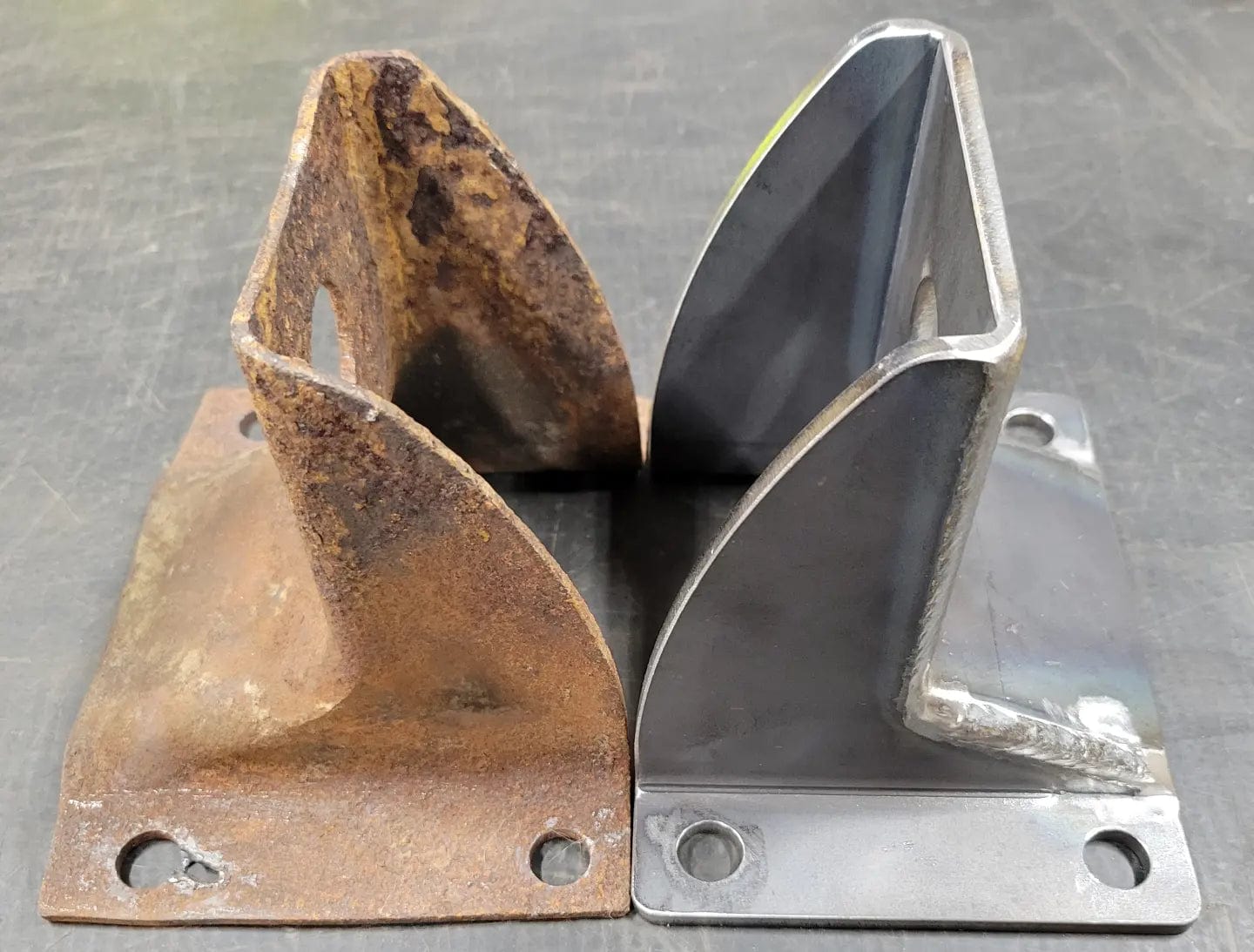 Archive Garage 1st Gen Dodge Ram Front Cab Body Mount (pair) 1972-1993 W250 Cummins Ramcharger