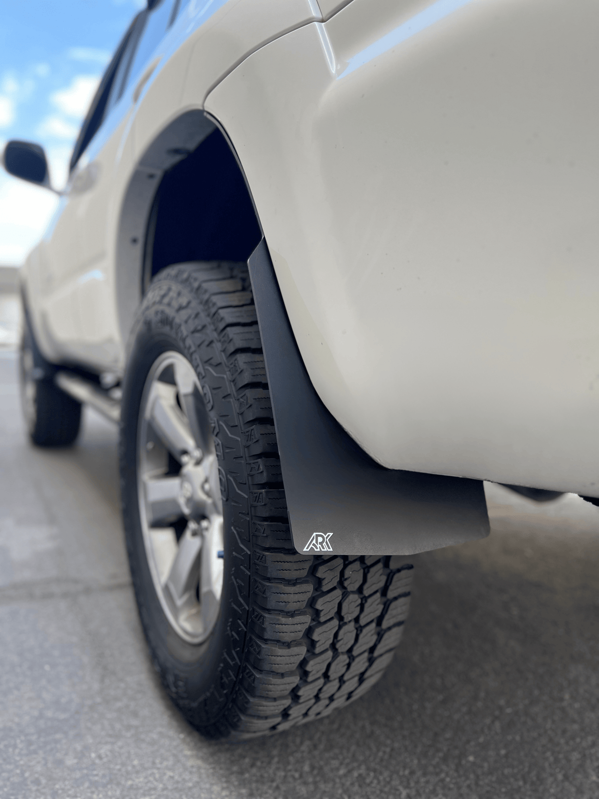 Ark Splash Guards Mud Flap Mid-Mudflaps Rear Only / White 2003-2005 Toyota 4Runner TriXPoly Mid-Mudflaps