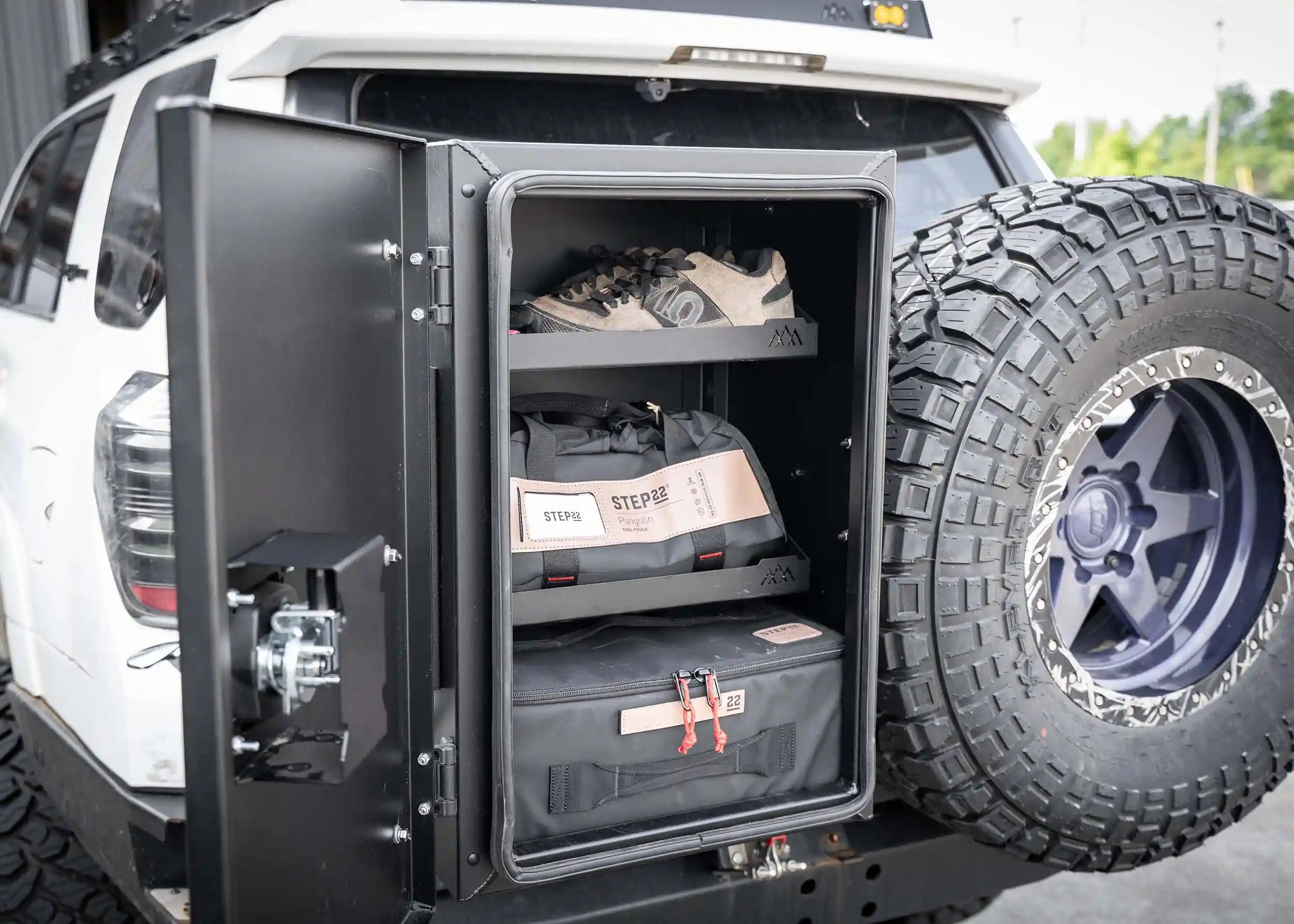 Backwoods Adventure Mods Interior Storage Universal Overland Storage Box (19x28x15)