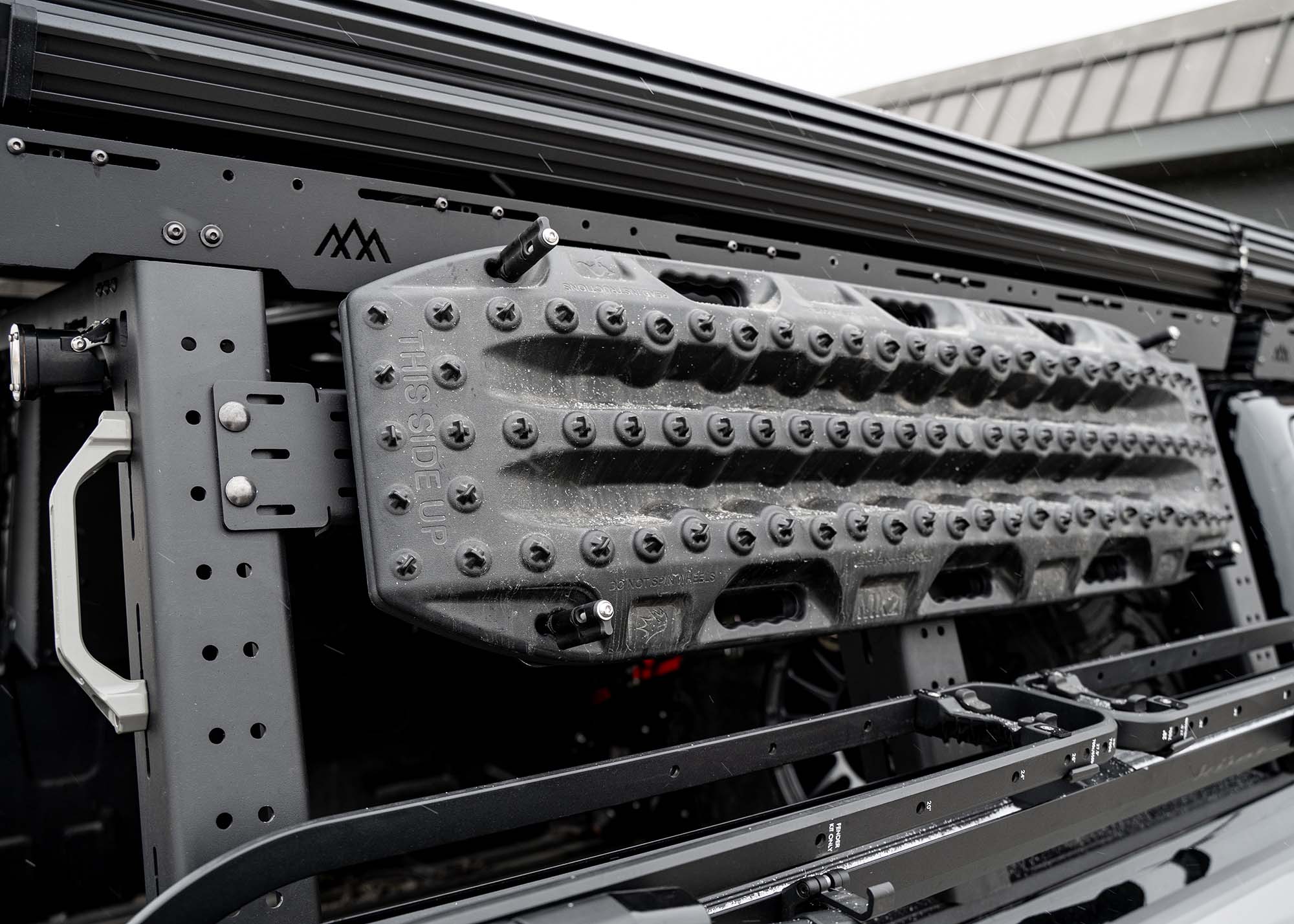 Backwoods Adventure Mods Racks Universal Dogbone Aluminum Traction Board Mount