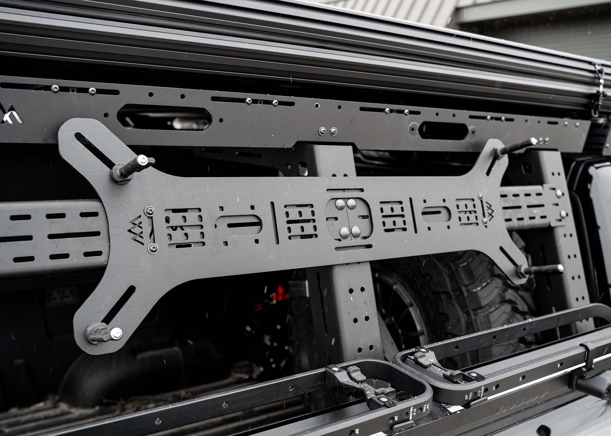 Backwoods Adventure Mods Racks Universal Dogbone Aluminum Traction Board Mount