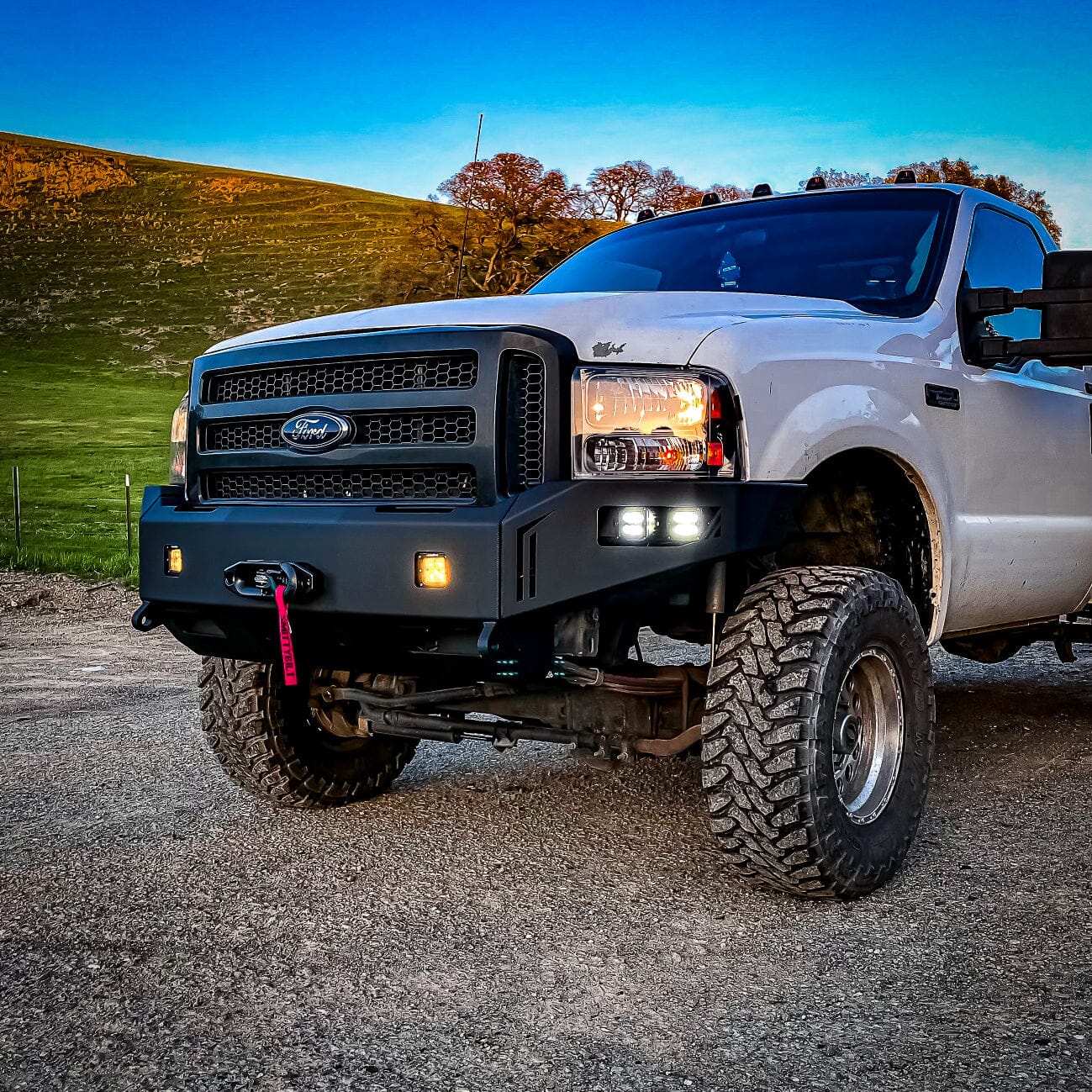 Chassis Unlimited Inc. 1999-2004 FORD SUPERDUTY F250/F350 OCTANE SERIES FRONT WINCH BUMPER