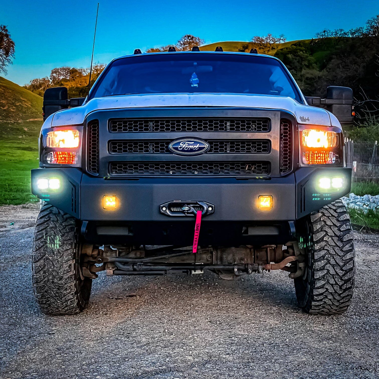 Chassis Unlimited Inc. 1999-2004 FORD SUPERDUTY F250/F350 OCTANE SERIES FRONT WINCH BUMPER