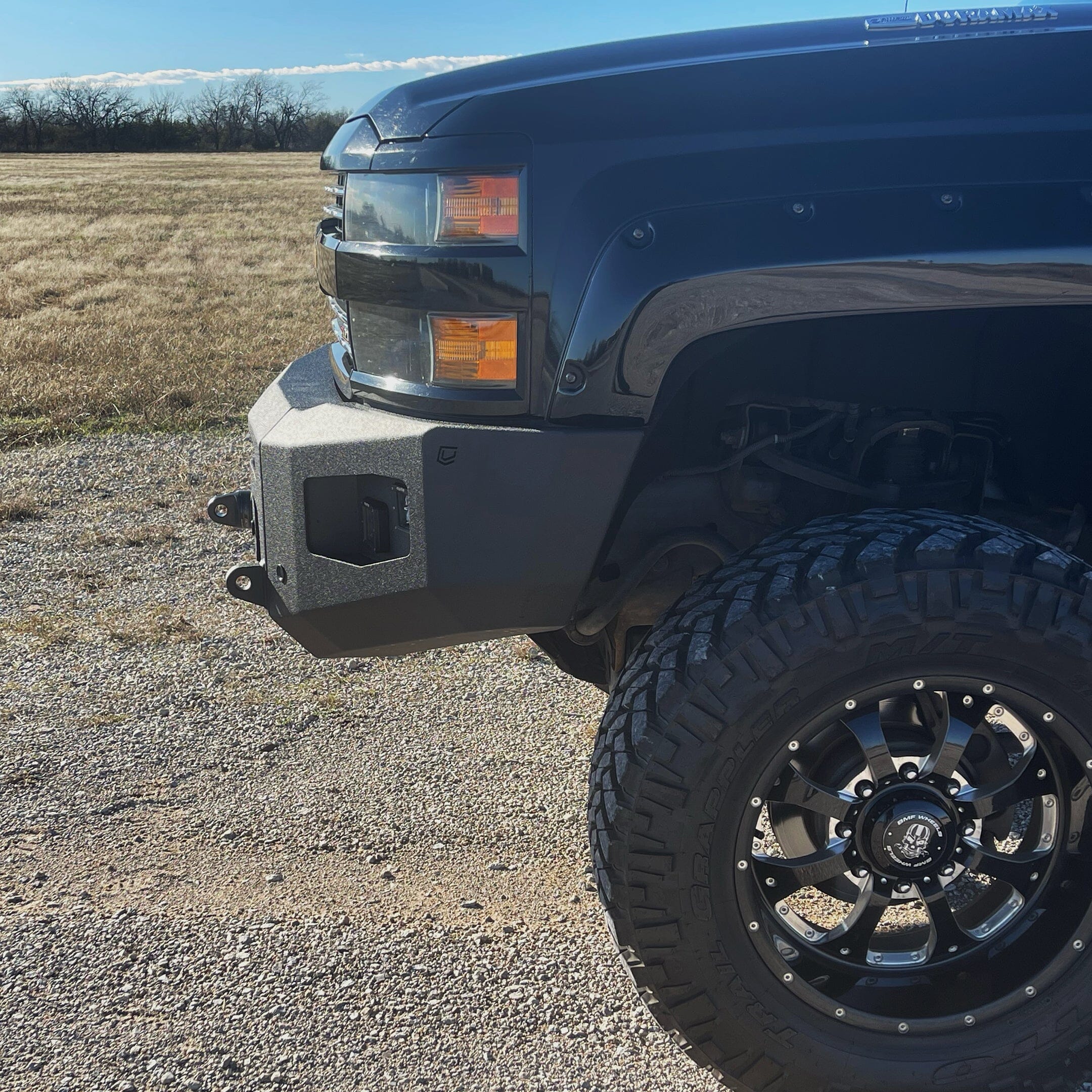 Chassis Unlimited Inc. 2015-2019 CHEVY SILVERADO 2500/3500 ATTITUDE FRONT WINCH BUMPER