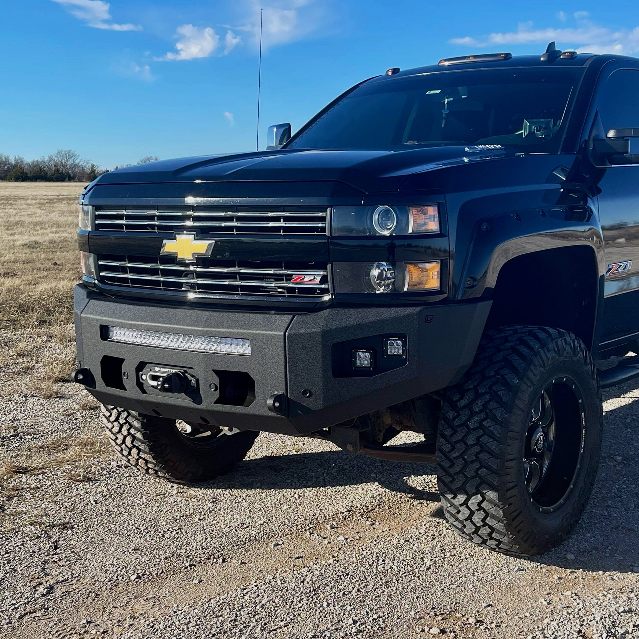Chassis Unlimited Inc. 2015-2019 CHEVY SILVERADO 2500/3500 ATTITUDE FRONT WINCH BUMPER