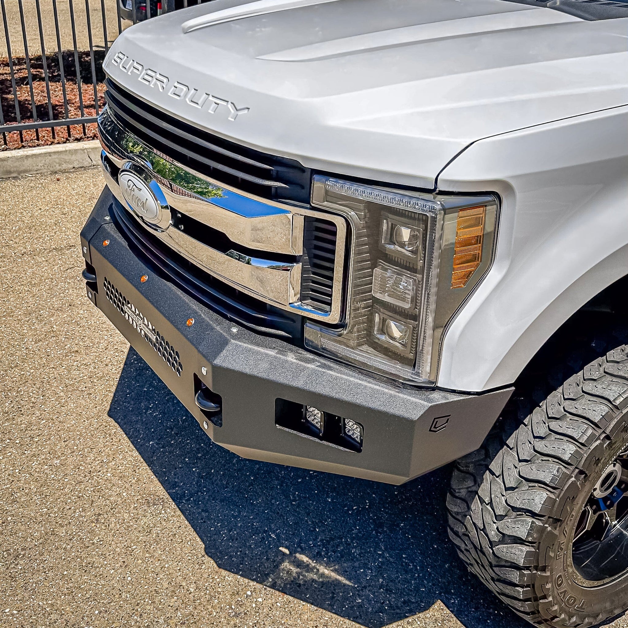 Chassis Unlimited Inc. 2017-2022 FORD SUPERDUTY F250/F350 FUEL SERIES FRONT BUMPER