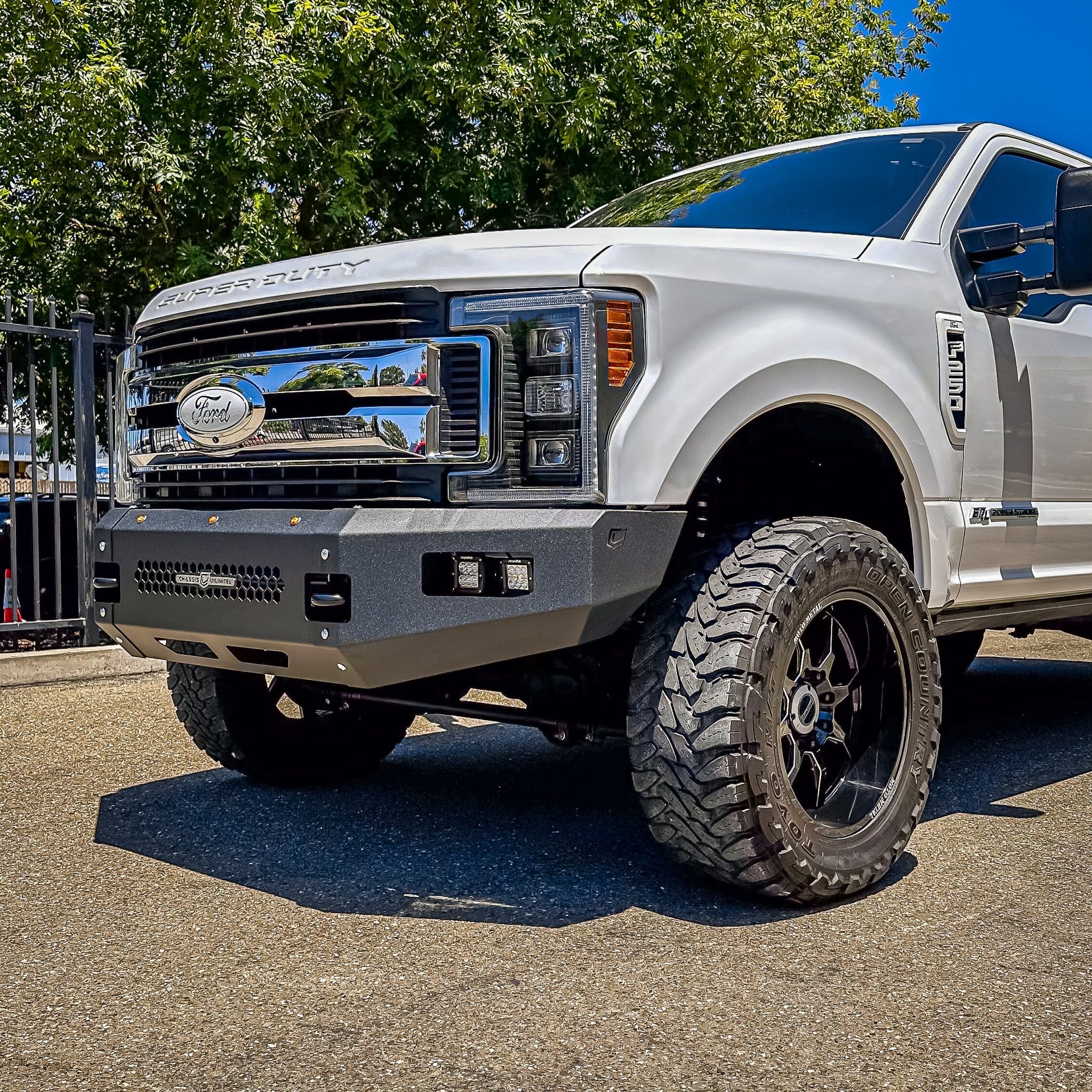 Chassis Unlimited Inc. 2017-2022 FORD SUPERDUTY F250/F350 FUEL SERIES FRONT BUMPER