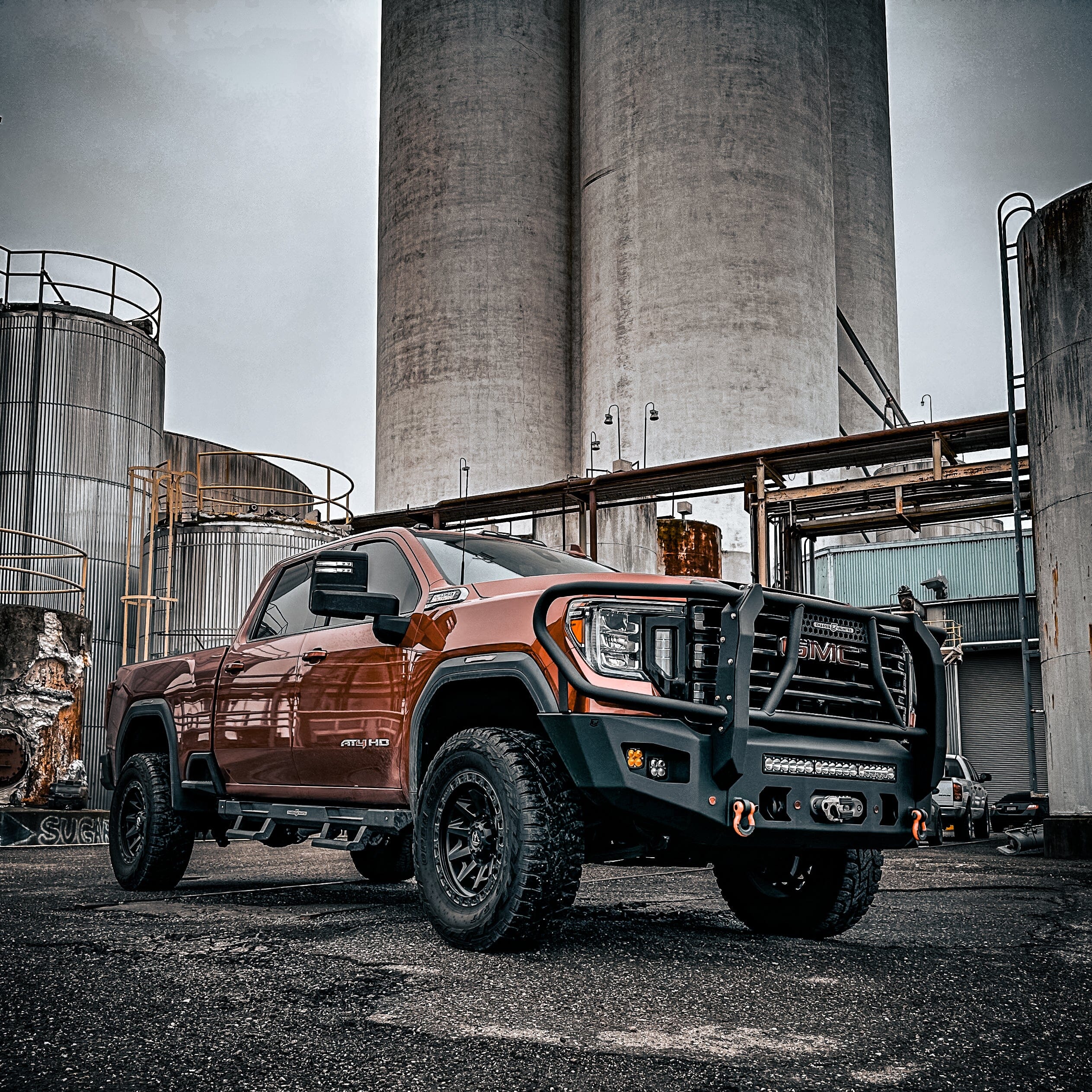 Chassis Unlimited Inc. 2020-2023 GMC SIERRA 2500/3500 ATTITUDE FRONT WINCH BUMPER W/ GUARD