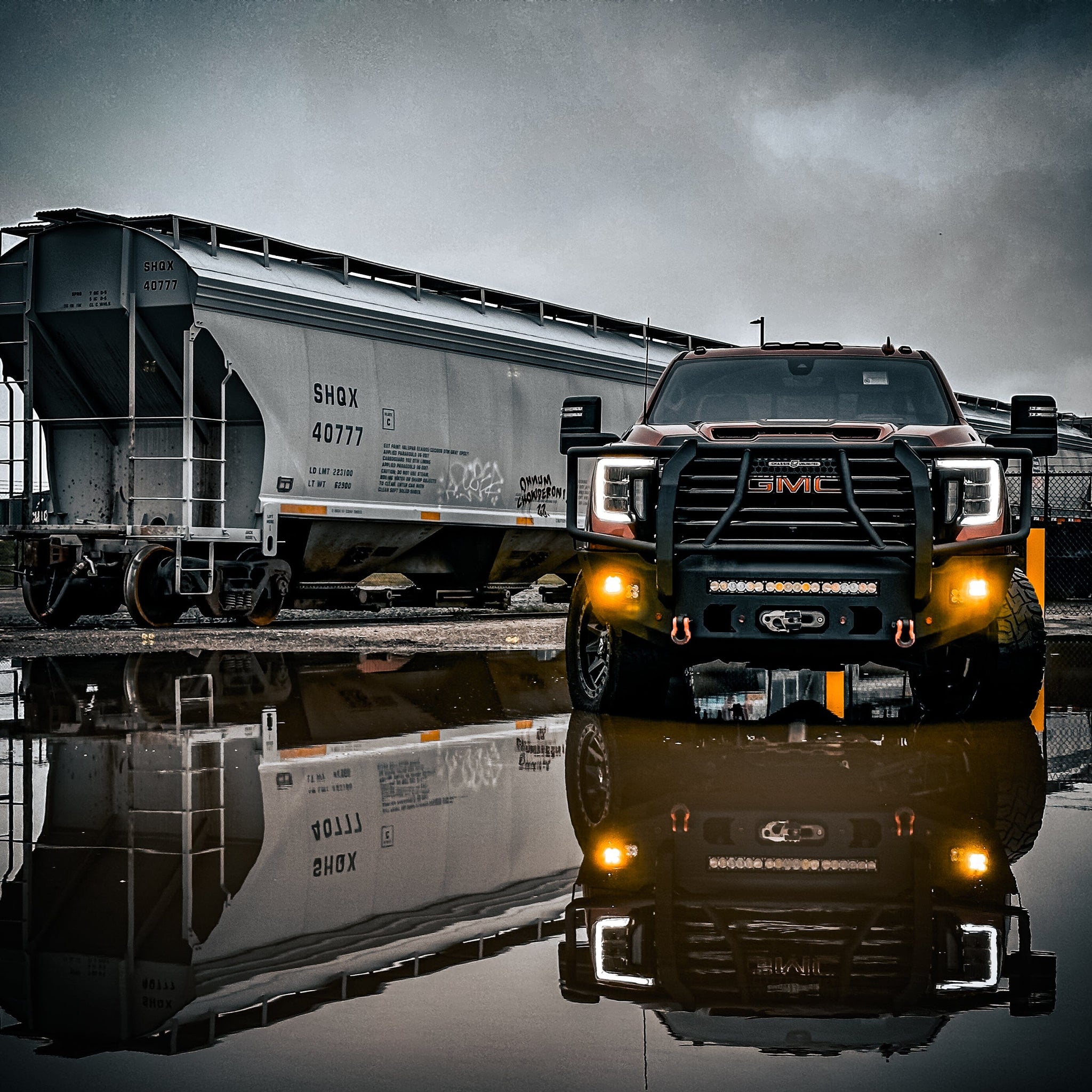 Chassis Unlimited Inc. 2020-2023 GMC SIERRA 2500/3500 ATTITUDE FRONT WINCH BUMPER W/ GUARD