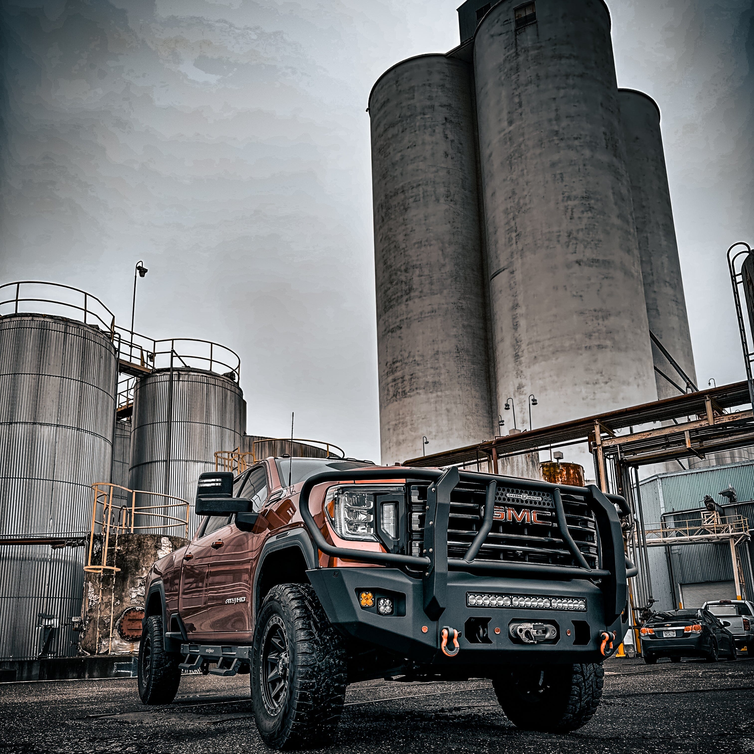 Chassis Unlimited Inc. 2020-2023 GMC SIERRA 2500/3500 ATTITUDE FRONT WINCH BUMPER W/ GUARD