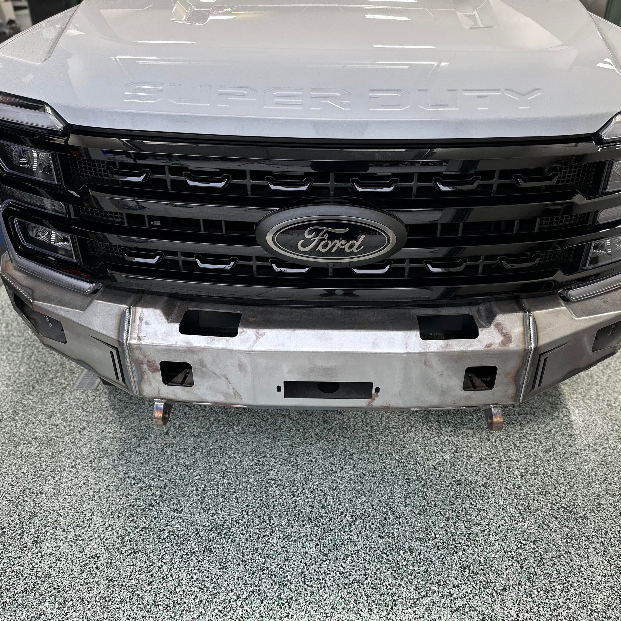 Chassis Unlimited Inc. 2023+ FORD SUPERDUTY F250/F350 OCTANE SERIES FRONT WINCH BUMPER