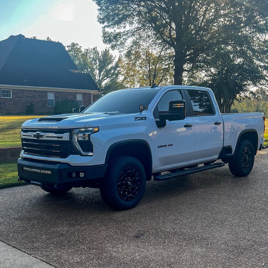 Chassis Unlimited Inc. 2024+ CHEVY SILVERADO 2500/3500 OCTANE SERIES FRONT WINCH BUMPER