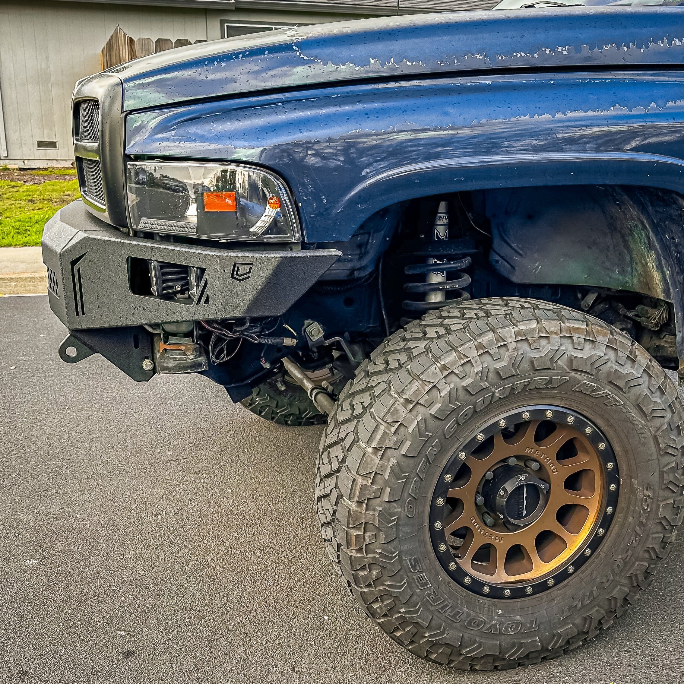 Chassis Unlimited Inc. Motor Vehicle Parts 1994-2002 RAM 1500/2500/3500 OCTANE SERIES FRONT BUMPER