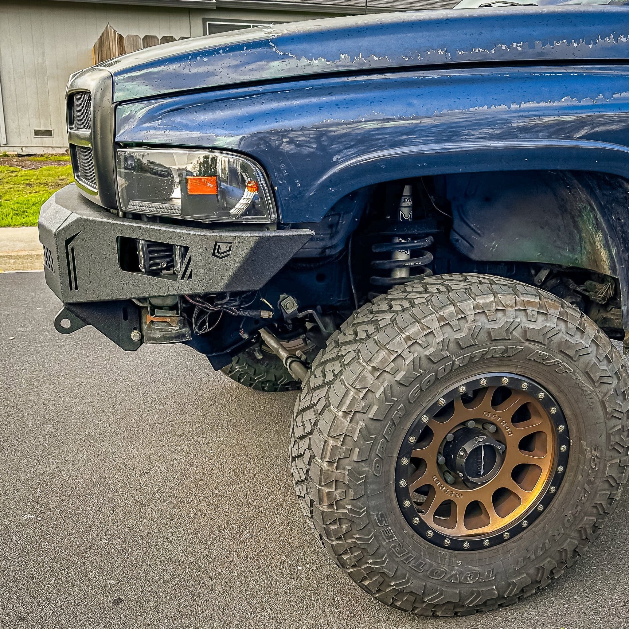 Chassis Unlimited Inc. Motor Vehicle Parts 1994-2002 RAM 1500/2500/3500 OCTANE SERIES FRONT BUMPER