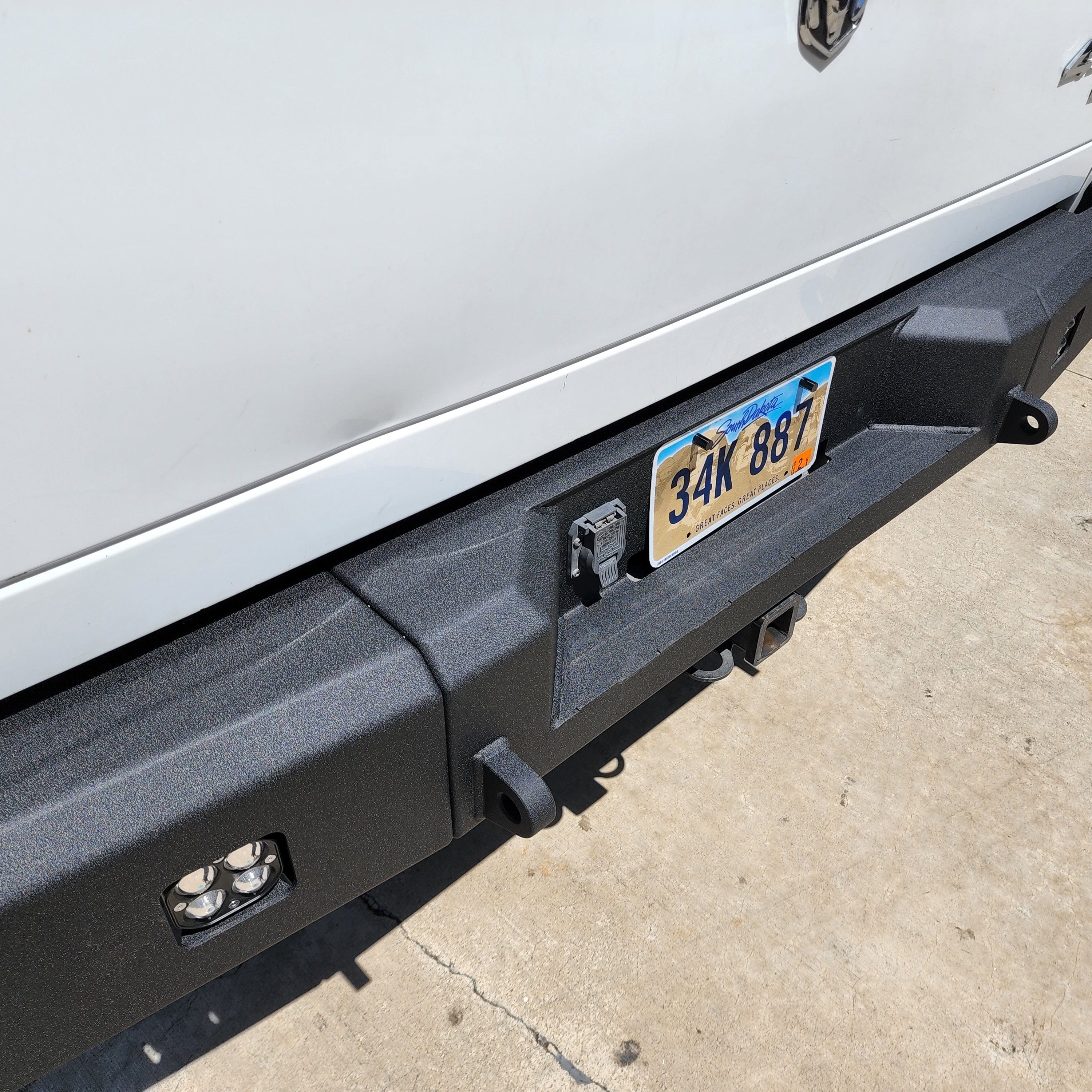 Chassis Unlimited Inc. Motor Vehicle Parts 2003-2009 RAM 1500/2500/3500 ATTITUDE SERIES REAR BUMPER