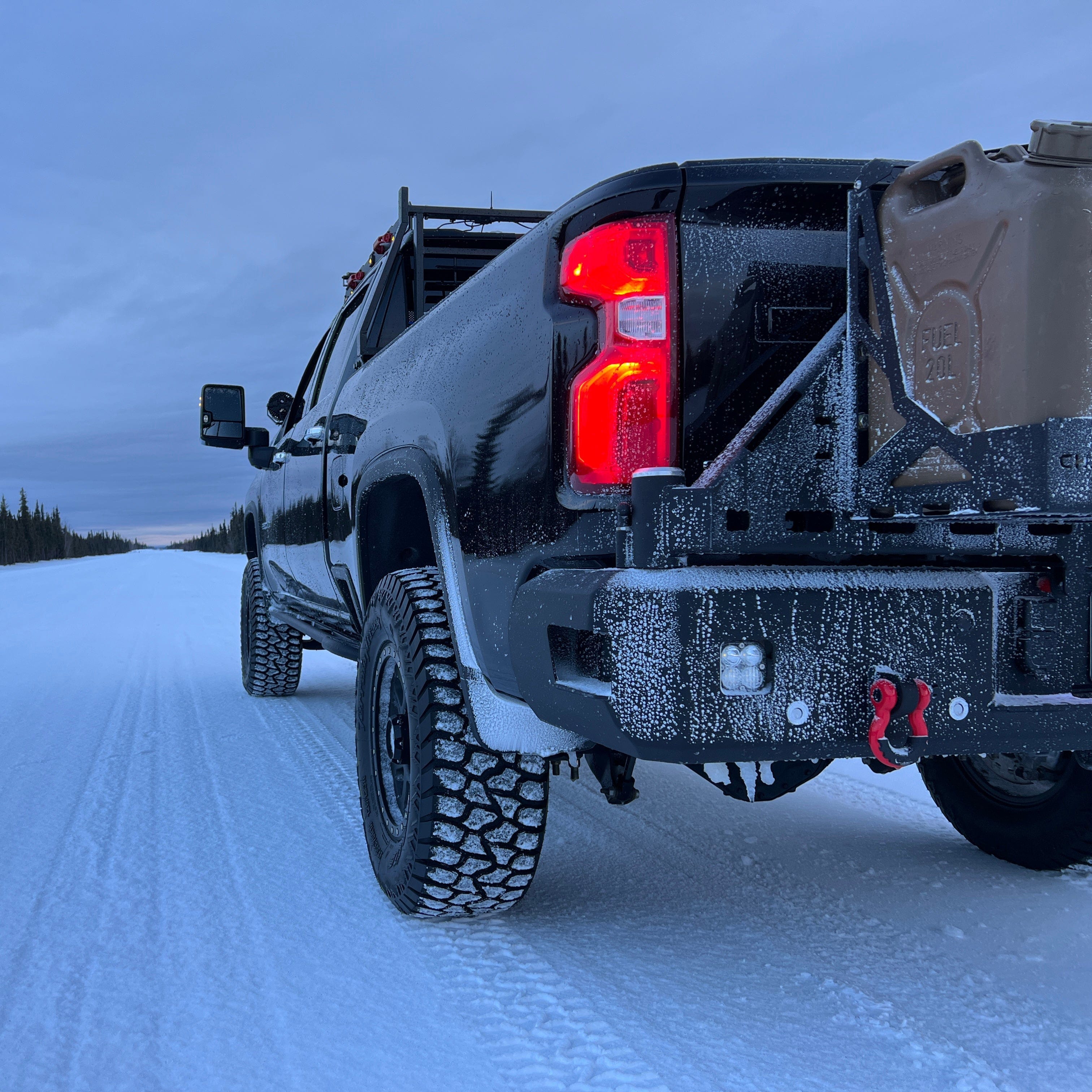 Chassis Unlimited Inc. Motor Vehicle Parts 2020-2025 CHEVY/GMC 2500/3500 OCTANE DUAL SWING OUT REAR BUMPER