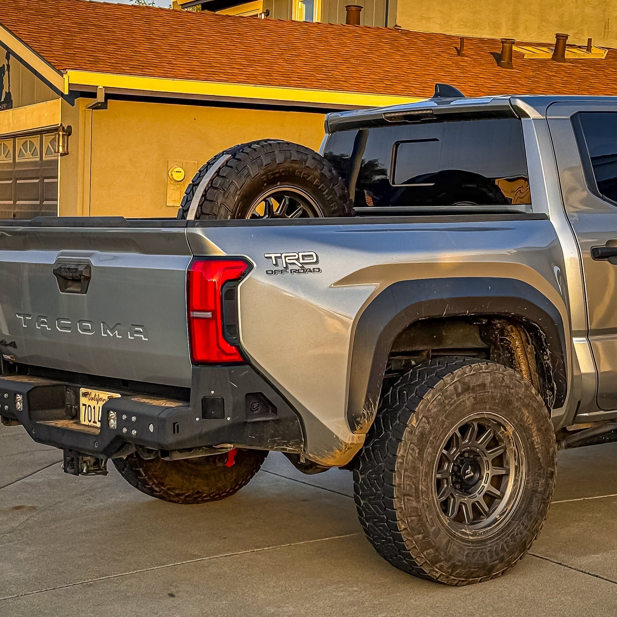 Chassis Unlimited Inc. Tactical Series Bed-Mount Spare Tire Carrier
