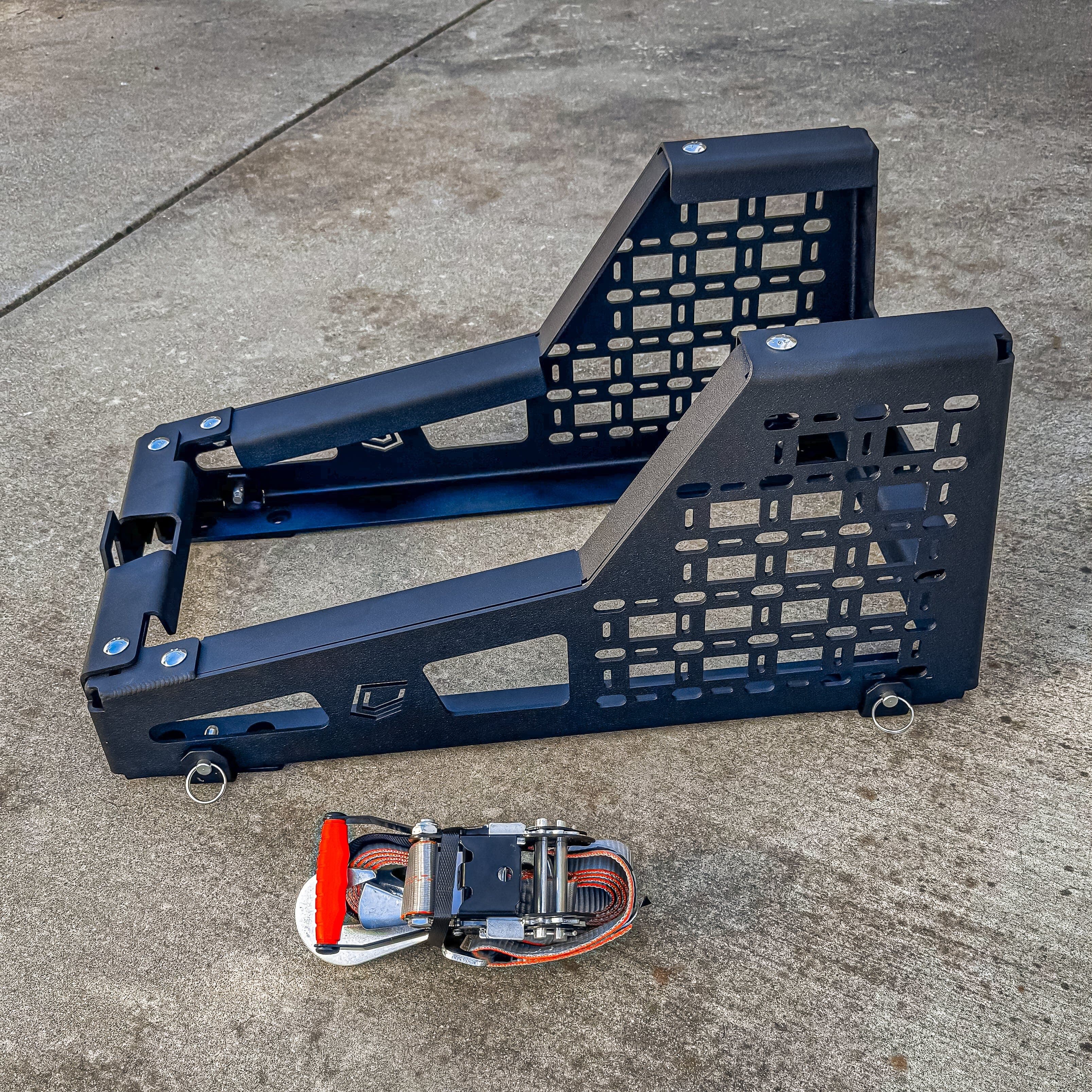 Chassis Unlimited Inc. Tactical Series Bed-Mount Spare Tire Carrier