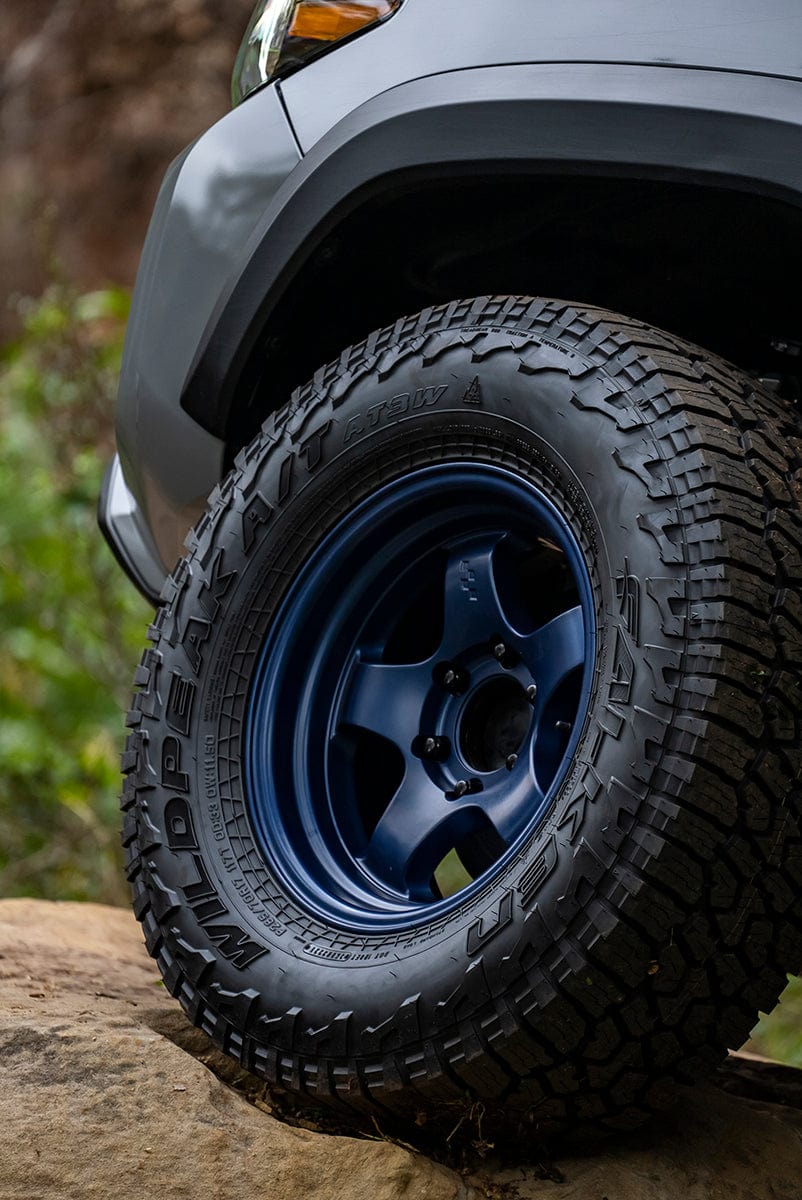 Circuit Offroad Wheels Circuit Offroad Wheels - Hayford / 17x8.5, -10 Offset, 6x5.5 Bolt Pattern