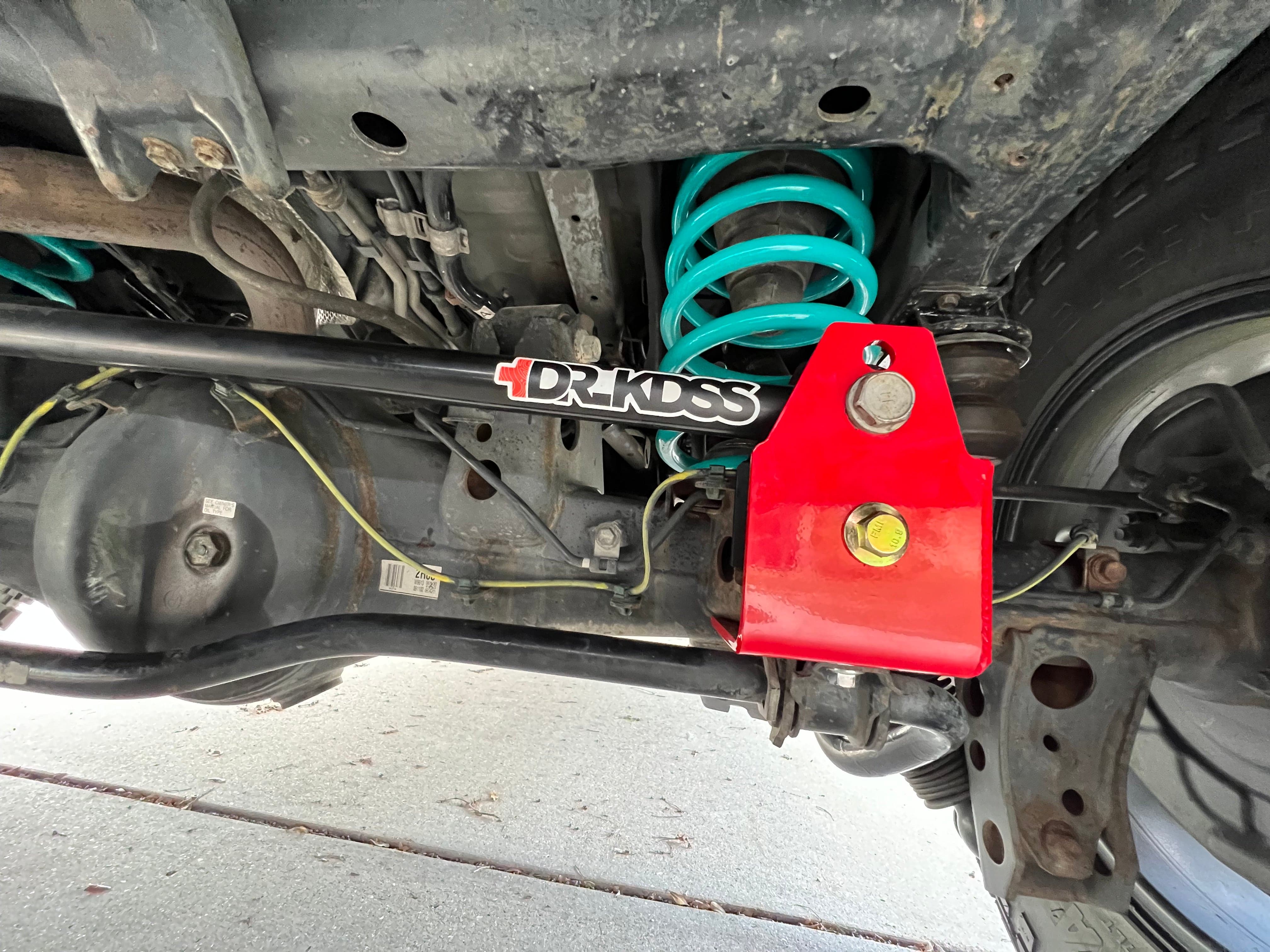 Dr KDSS Panhard/Track Bars and Correction Kits Red B.O.T.C.K - Bolt On TrackBar Correction kit Land Cruiser 200 series/ LX 570