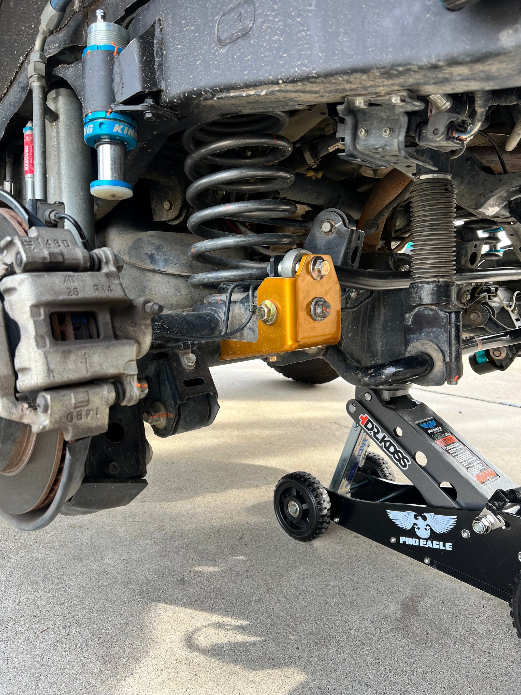 Dr KDSS Suspension B.O.T.C.K- Bolt On TrackBar Correction Kit - 03-24 4Runner, 03-23 GX460, 07-14 FJ Cruiser