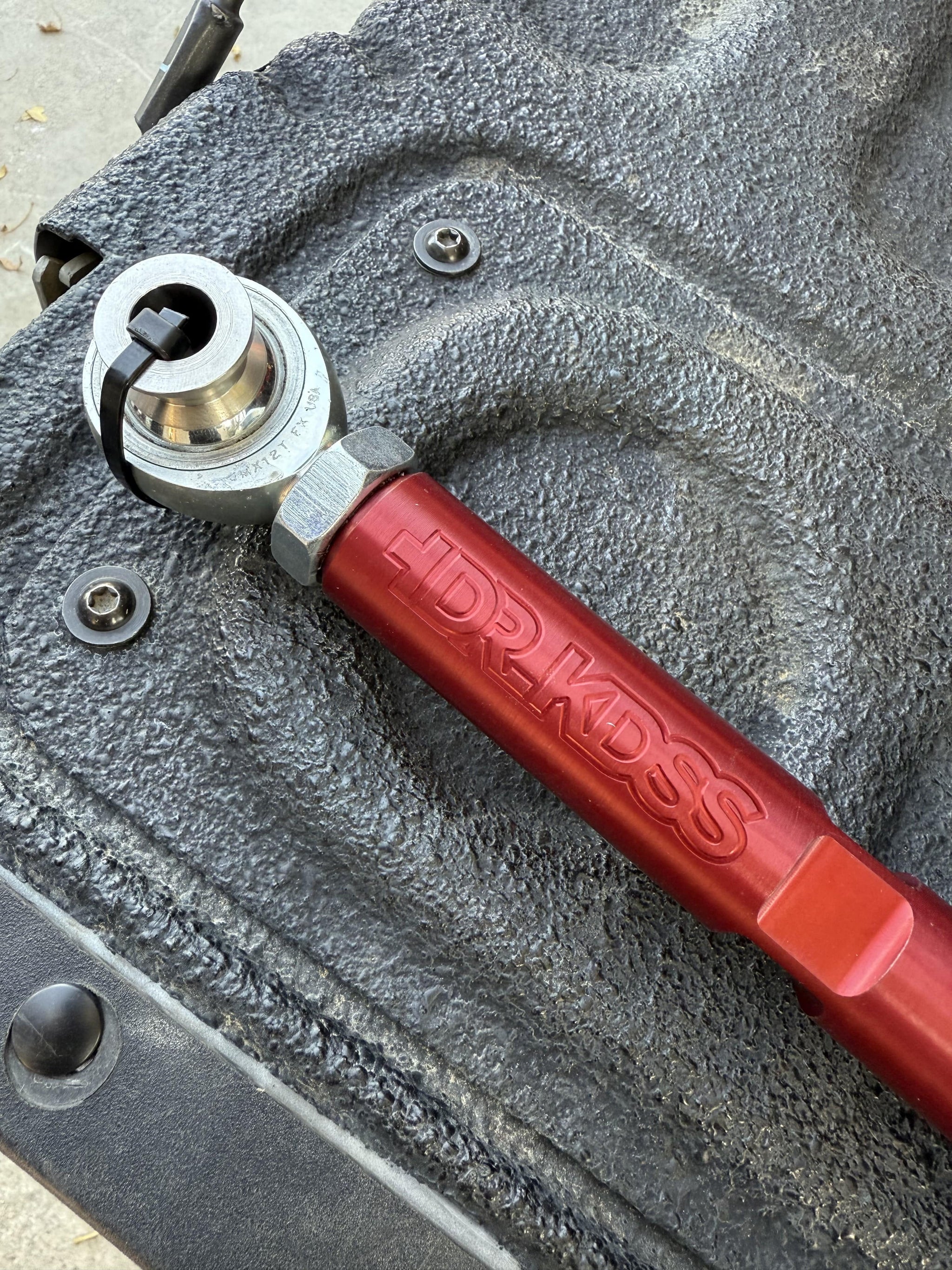 Dr KDSS Suspension Red anodized(updated/logo engraved)(blemished-small pre anodized surface imperfections. You will love it) Track/Panhard Bar - 2003-2024 4Runner, 03-23 GX470/460, 07-14 FJ Cruiser