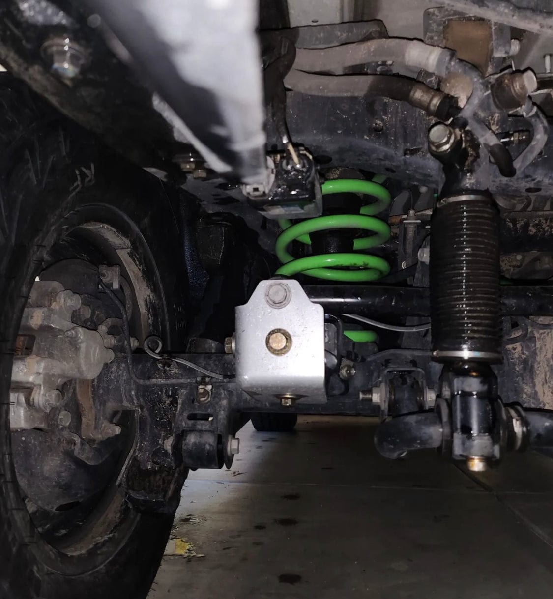 Dr KDSS Suspension Silver ( shorty) B.O.T.C.K- Bolt On TrackBar Correction Kit - 03-24 4Runner, 03-23 GX460, 07-14 FJ Cruiser