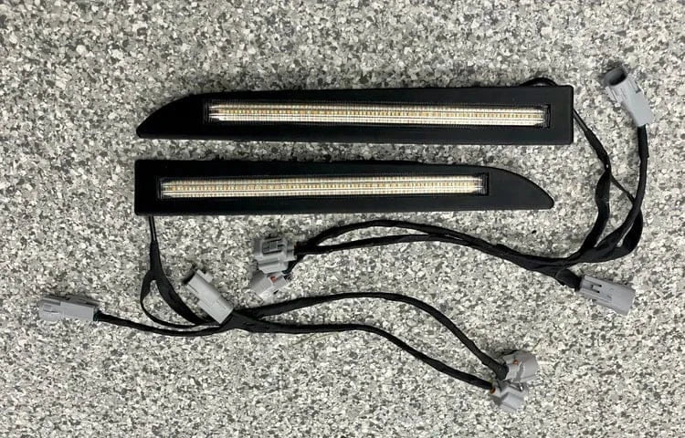 Good Mayhem Racing Side Marker Lights + Turn Signals Filler Panel Turn Signal + Marker Lights / 1995-2004 1st Gen Tacoma