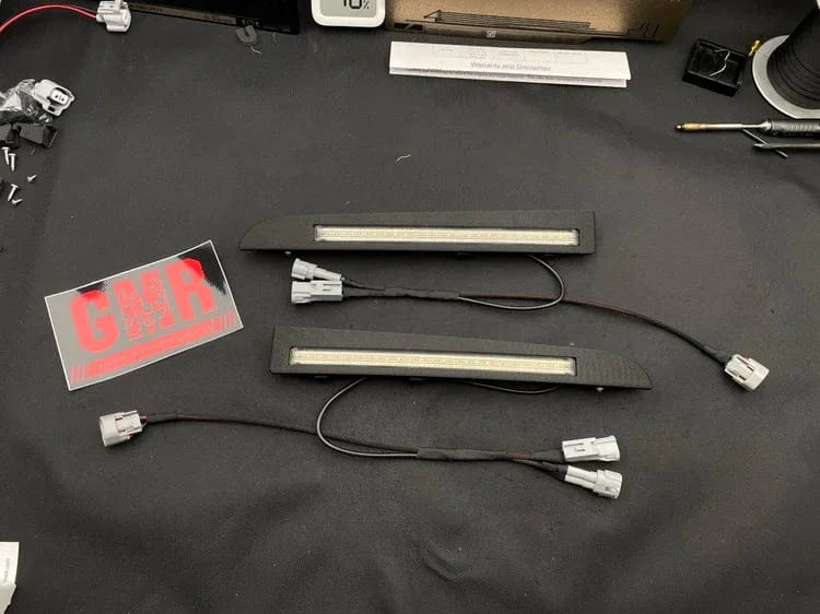 Good Mayhem Racing Side Marker Lights + Turn Signals Filler Panel Turn Signal + Marker Lights / 1995-2004 1st Gen Tacoma