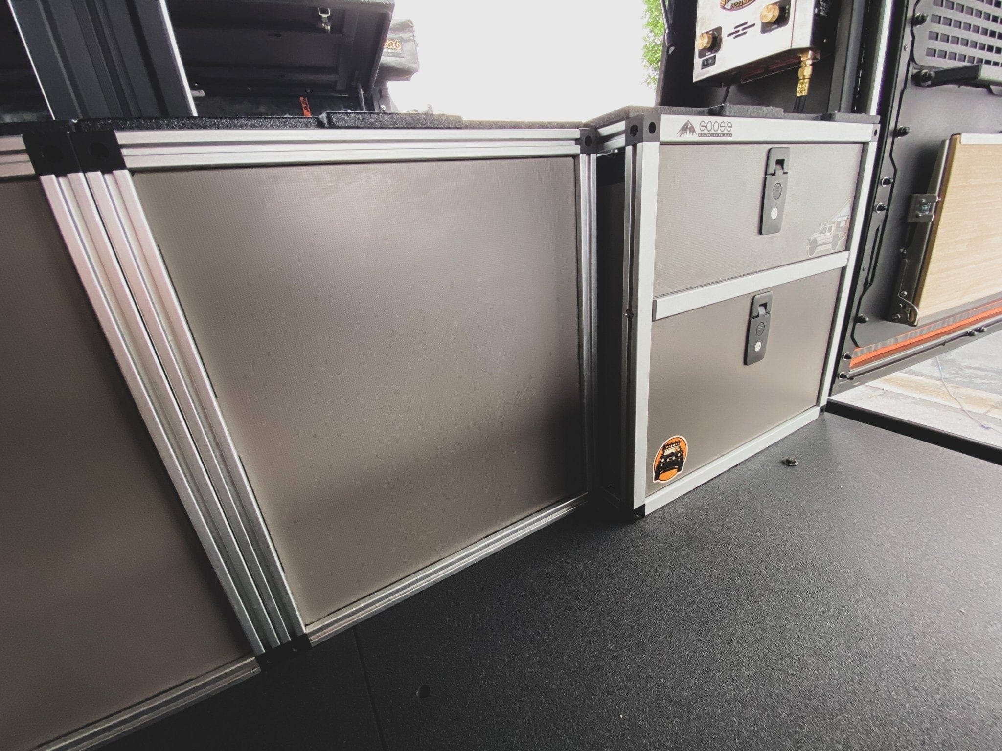 Goose Gear Camper Alu-Cab Alu-Cabin Canopy Camper - Toyota Tundra 2022-Present 3rd Gen. - Middle Utility Module - 6'5