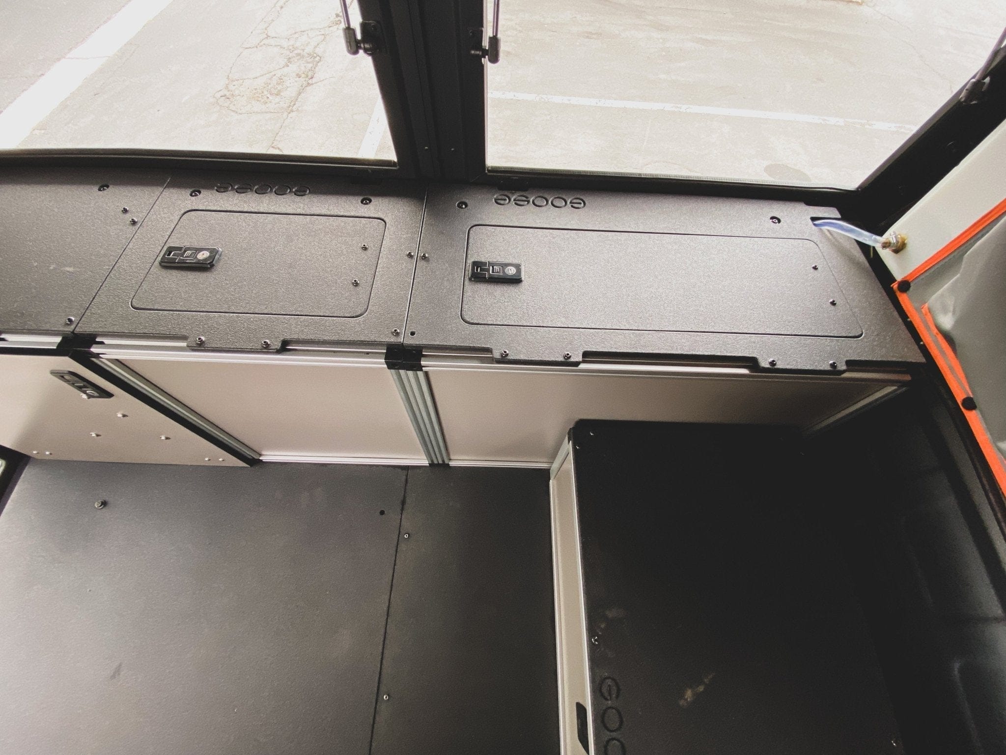 Goose Gear Camper Alu-Cab Alu-Cabin Canopy Camper - Toyota Tundra 2022-Present 3rd Gen. - Middle Utility Module - 6'5