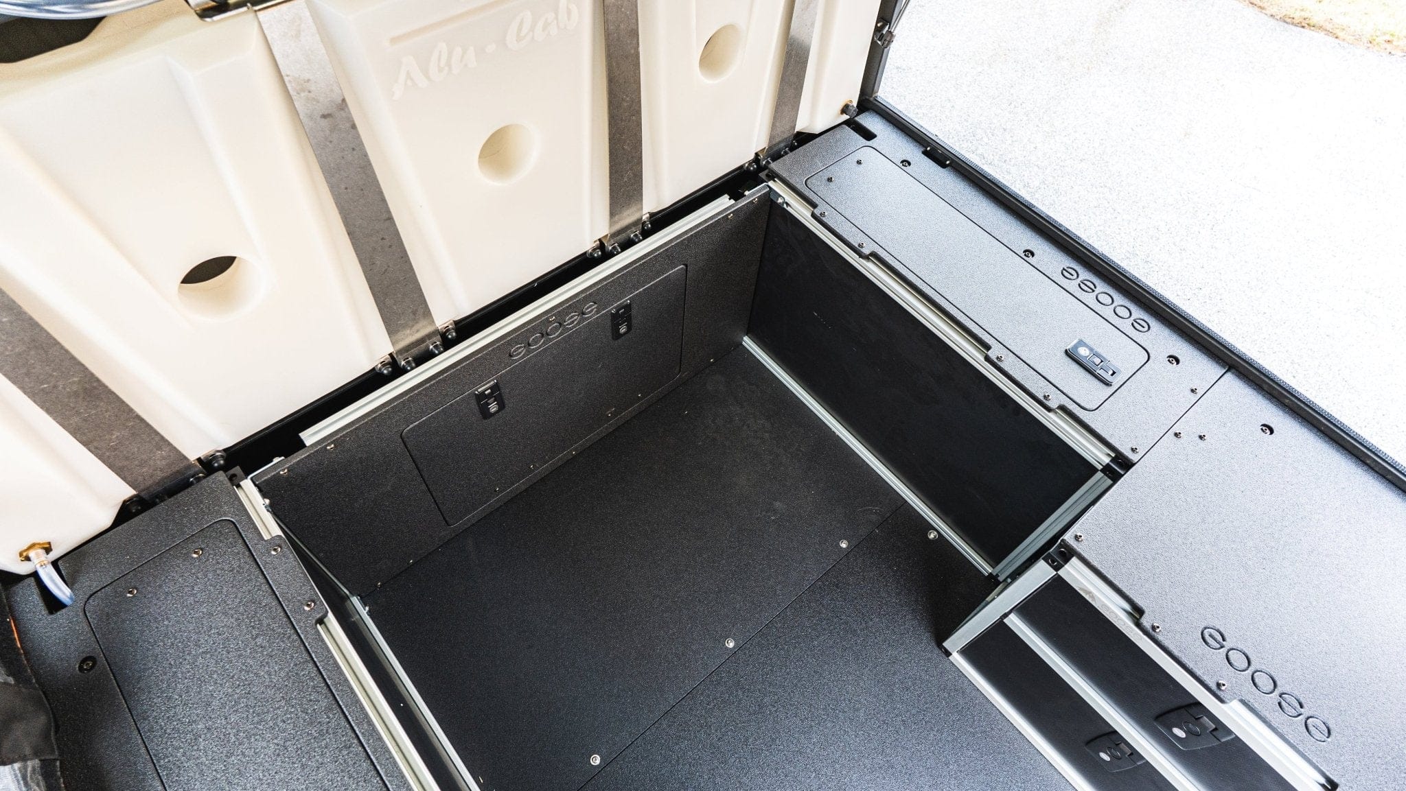 Goose Gear Drawers + Organization Alu-Cab Canopy Camper V2 - Jeep Gladiator 2019-Present JT - Front Utility Module - 5' Bed