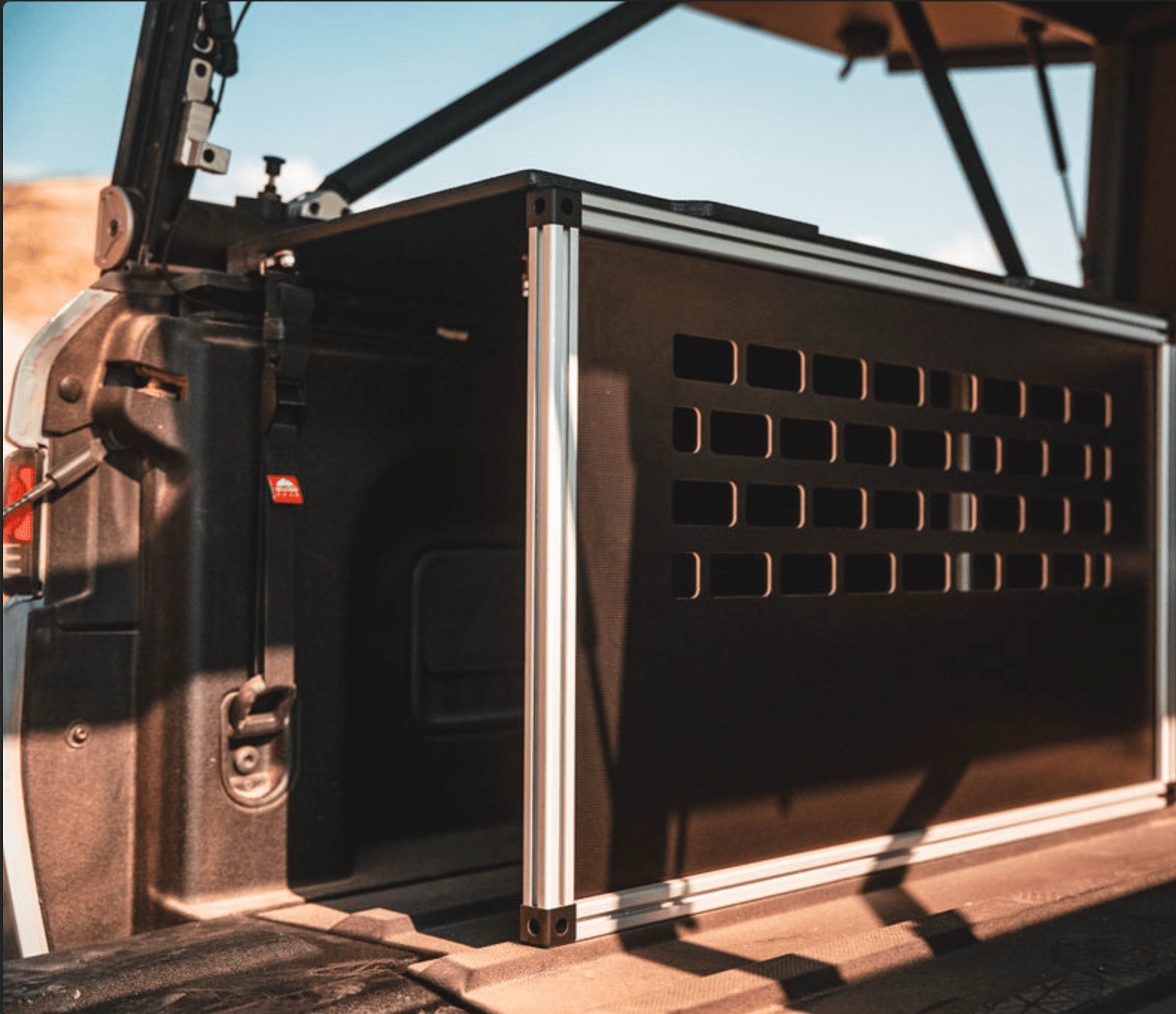 Goose Gear Drawers + Organization Bench and Storage Module - Driver Side Rivian - R1T - 2022-Present - 1st Gen - 4.5' Bed - Explore Series -  UltraLite - GFC