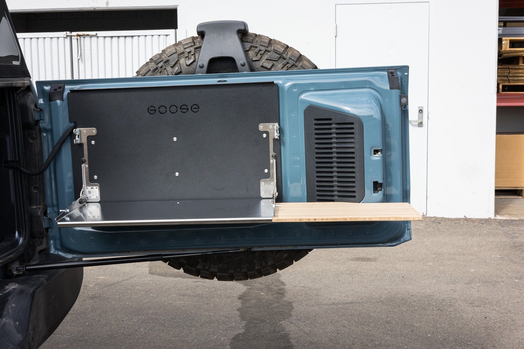 Goose Gear Goose Gear Accessories Include Shipping Ford Bronco 2021-Present 6th Gen. - Tailgate Table