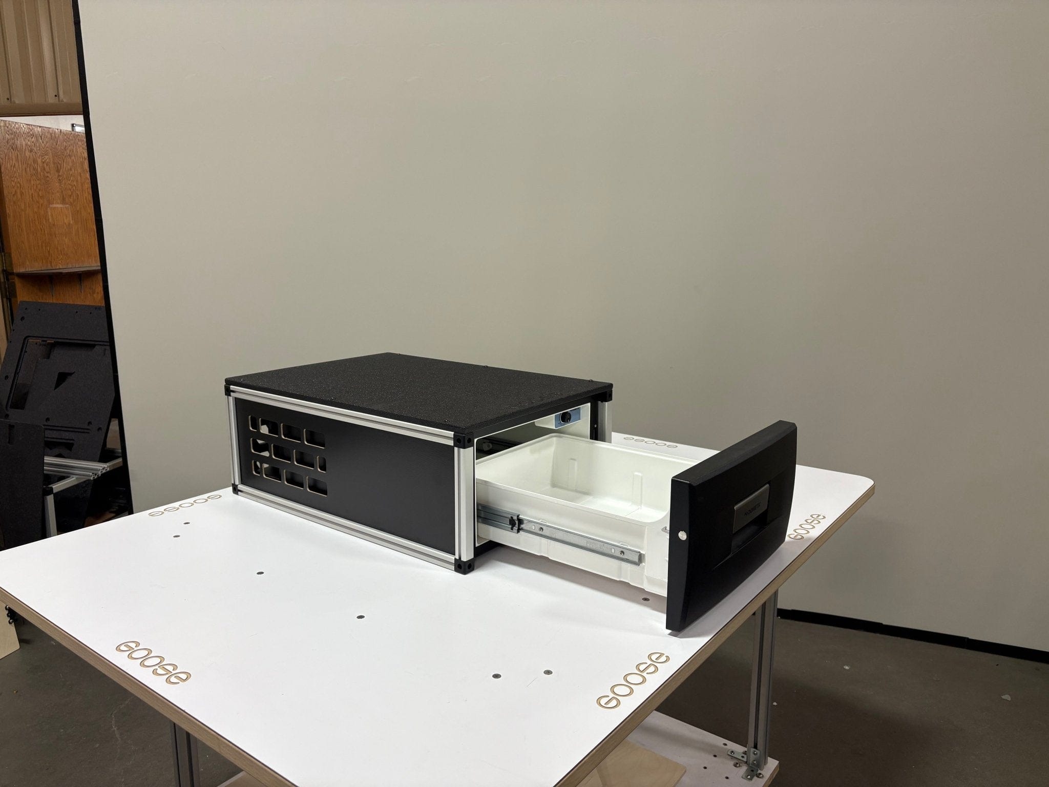 Goose Gear Goose Gear Module Dometic Fridge Drawer Module - Explore Series - Rectangular Top Plate - 19-1/4