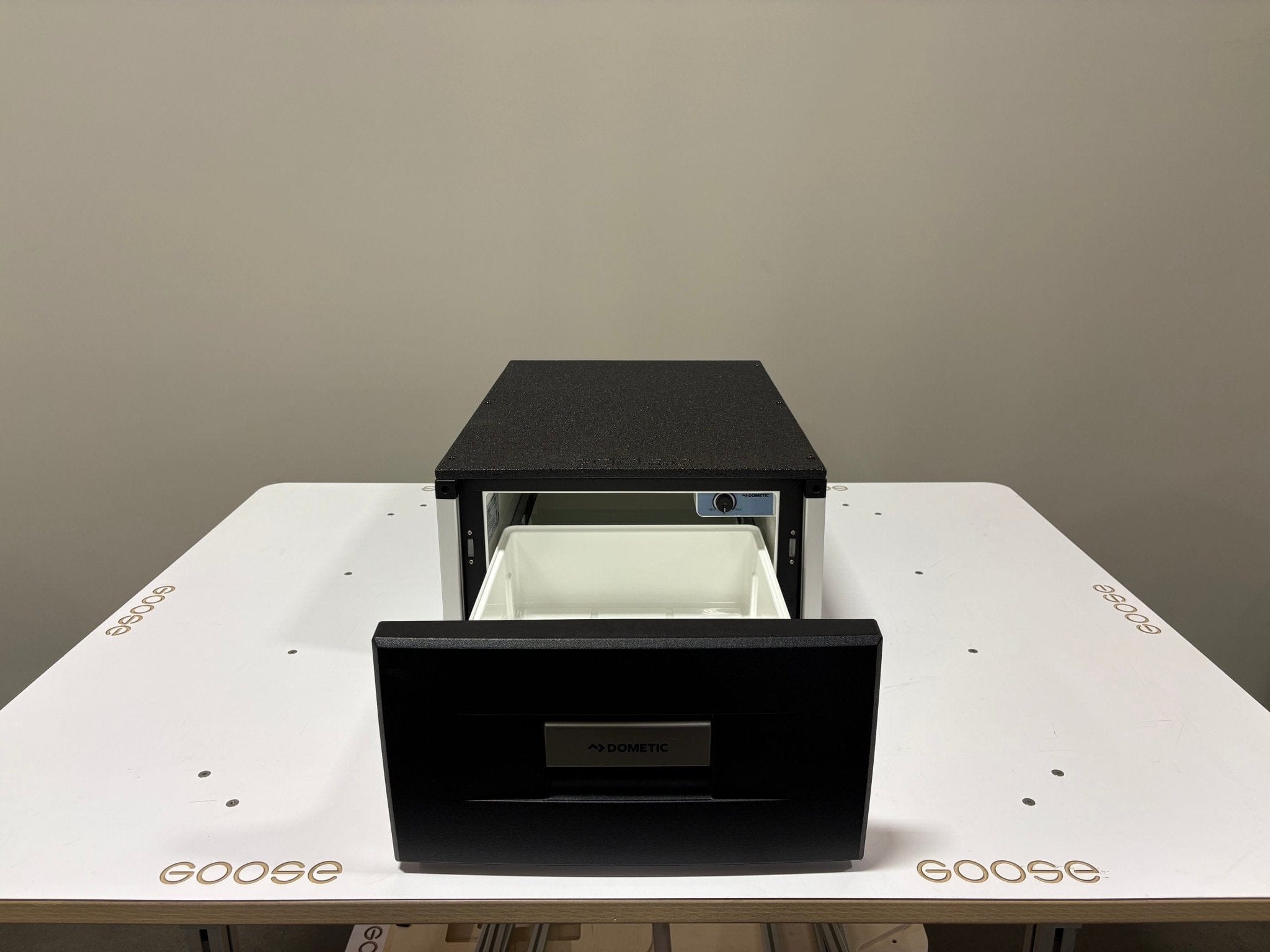 Goose Gear Goose Gear Module Dometic Fridge Drawer Module - Explore Series - Rectangular Top Plate - 19-1/4
