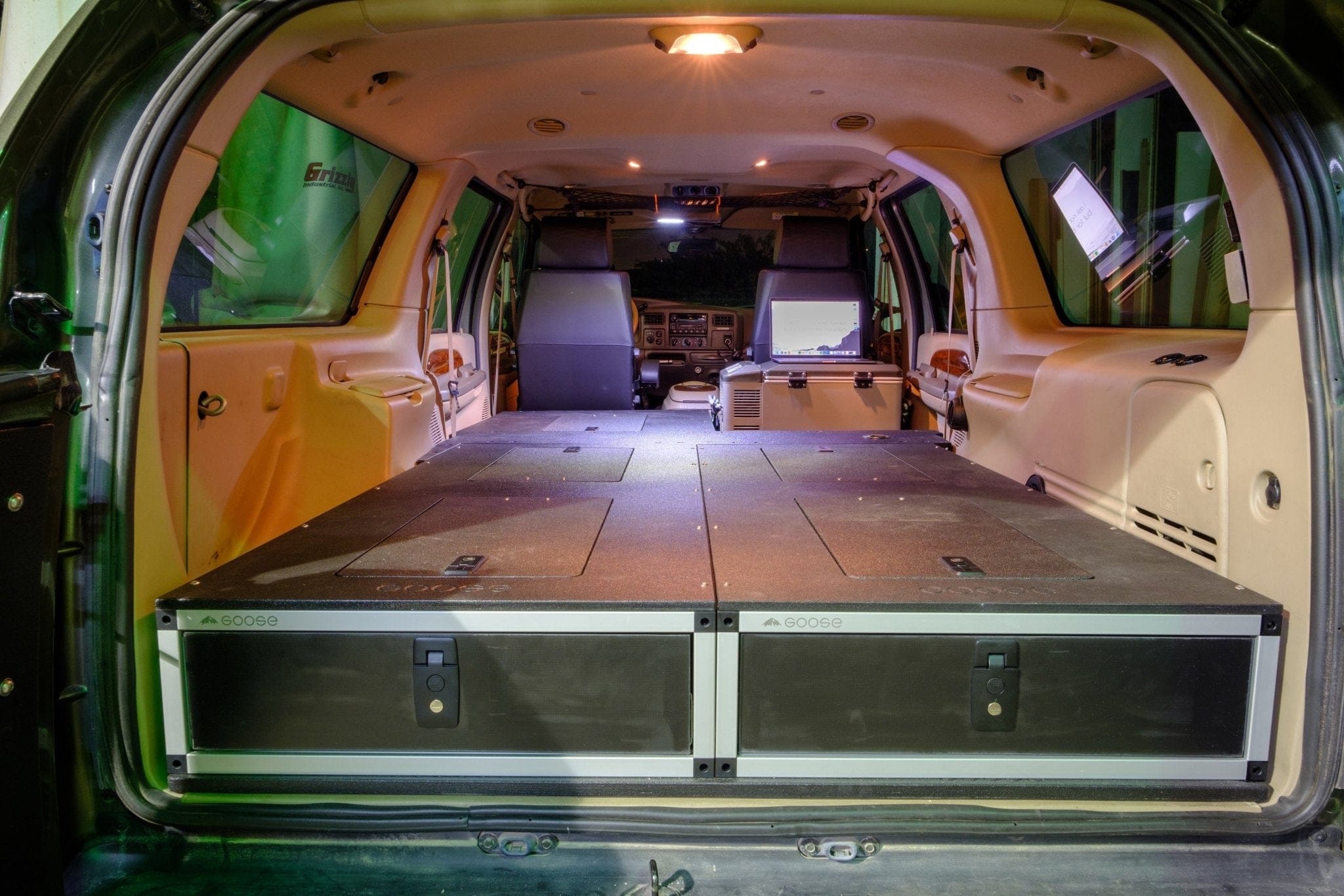 Goose Gear Interior Storage Ford Excursion 2000-2006 1st Gen. - Single Drawer Module - 25 3/4
