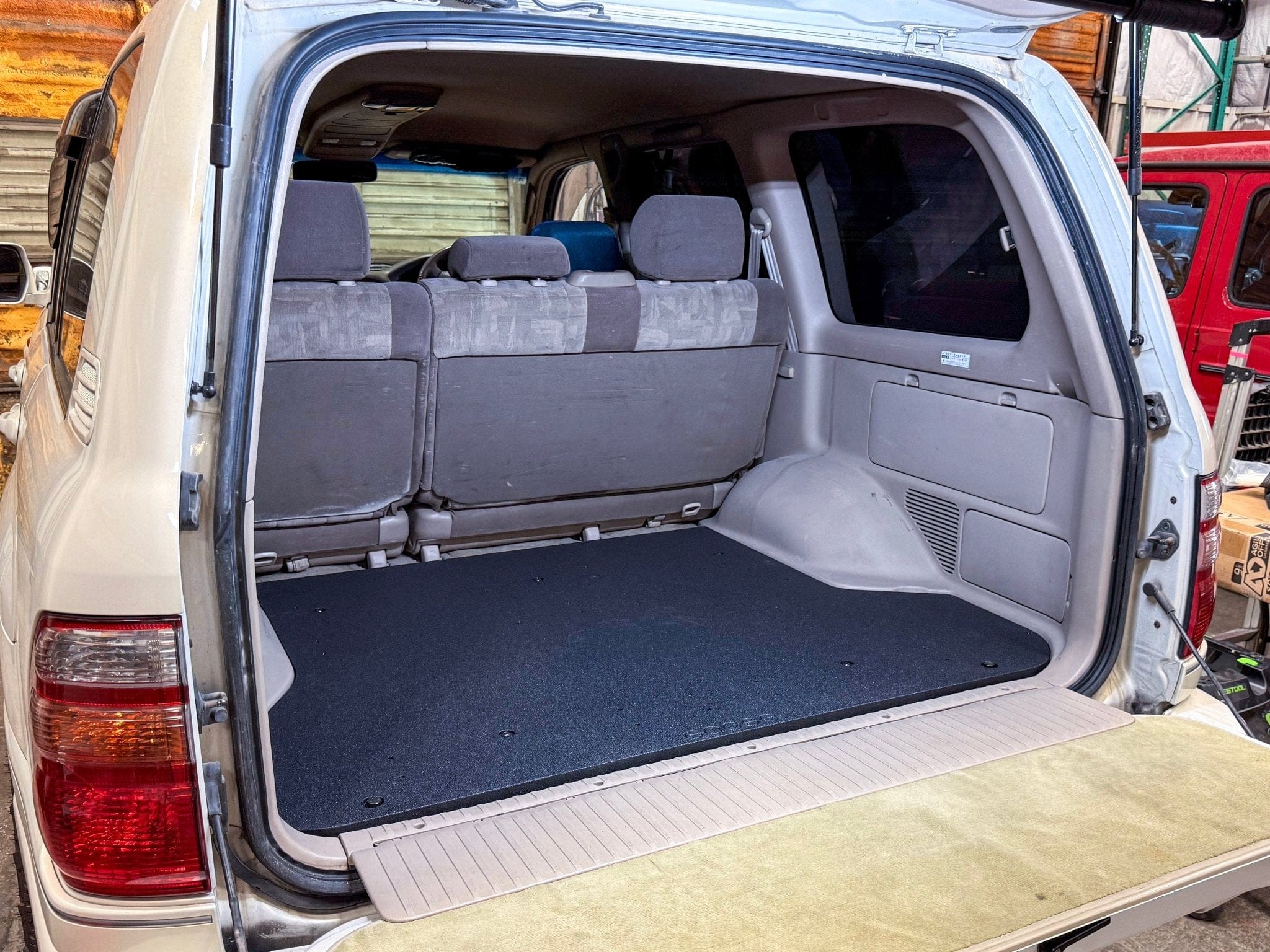 Goose Gear Interior Storage Include Shipping Toyota Land Cruiser 1998-2007 100 Series - Rear Plate System