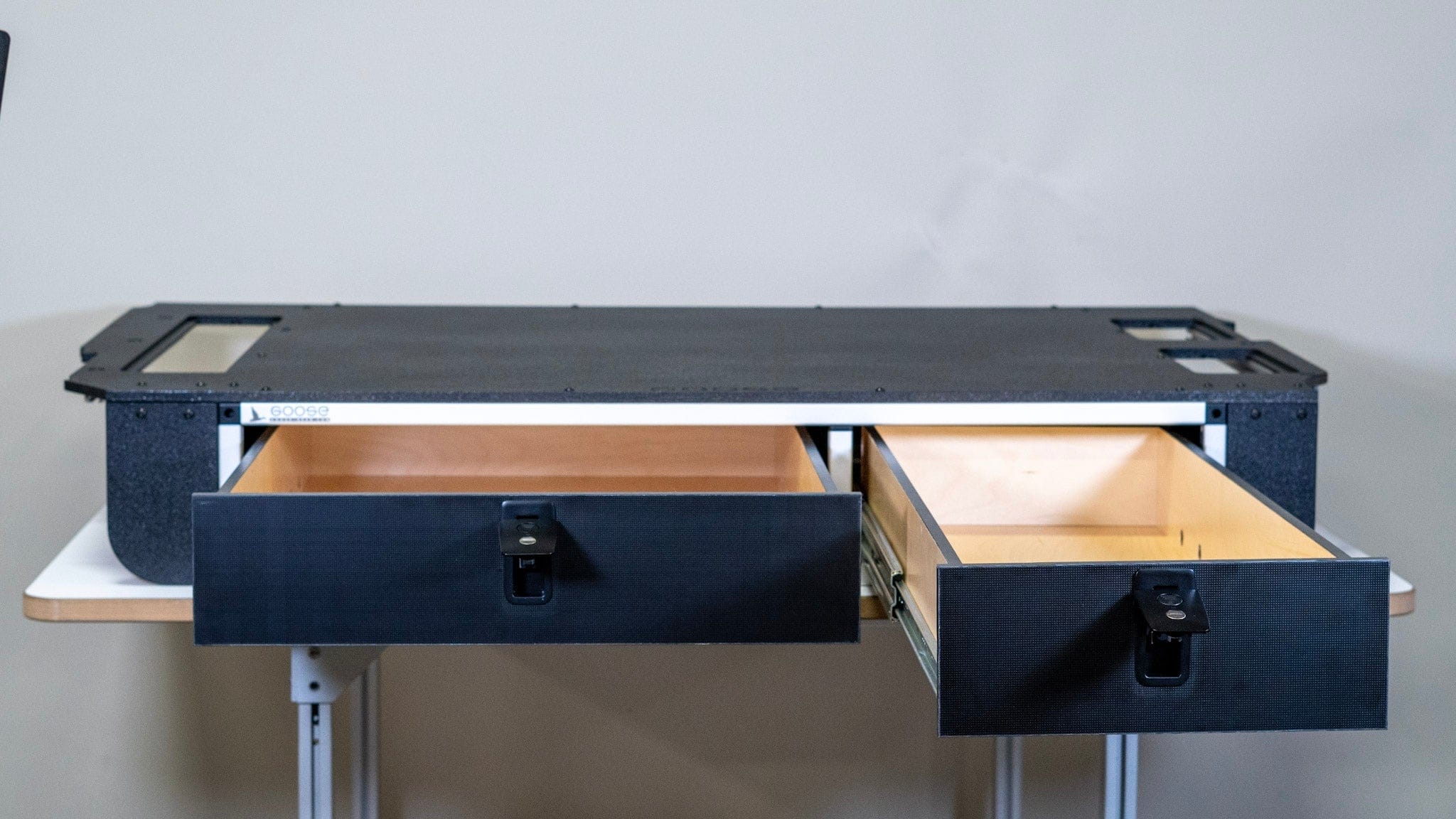 Goose Gear Interior Storage Toyota Land Cruiser 1998-2007 100 Series - Side x Side Drawer Module with Fitted Top Plate