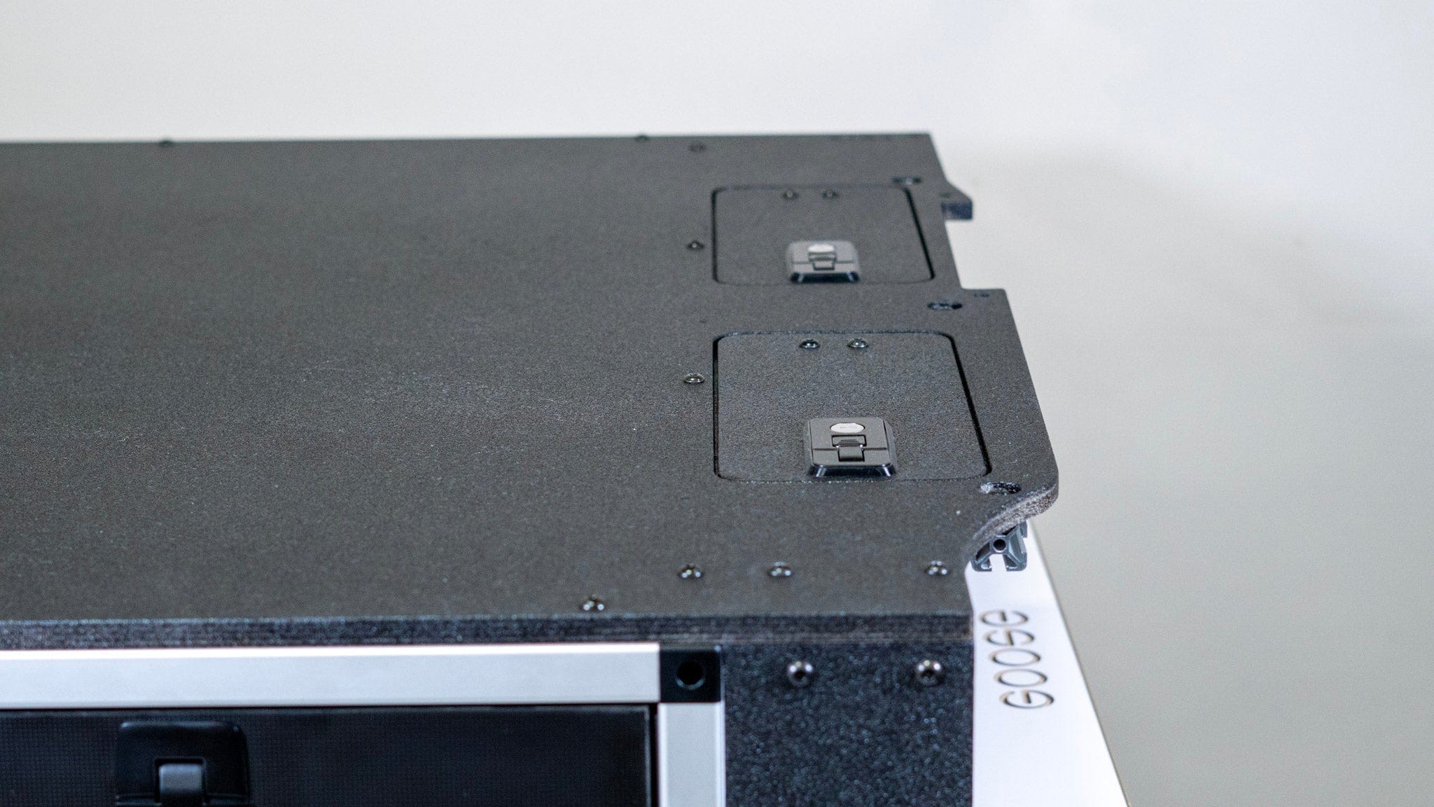 Goose Gear Interior Storage Toyota Land Cruiser 1998-2007 100 Series - Side x Side Drawer Module with Fitted Top Plate