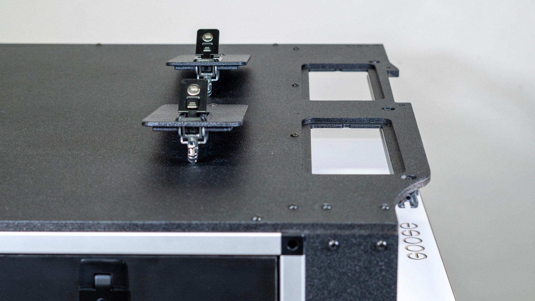 Goose Gear Interior Storage Toyota Land Cruiser 1998-2007 100 Series - Side x Side Drawer Module with Fitted Top Plate