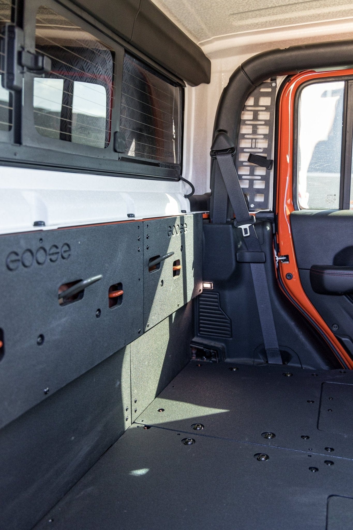 Goose Gear Plate Systems Include Shipping Jeep Gladiator 2019-Present JT 4 Door - Back Wall