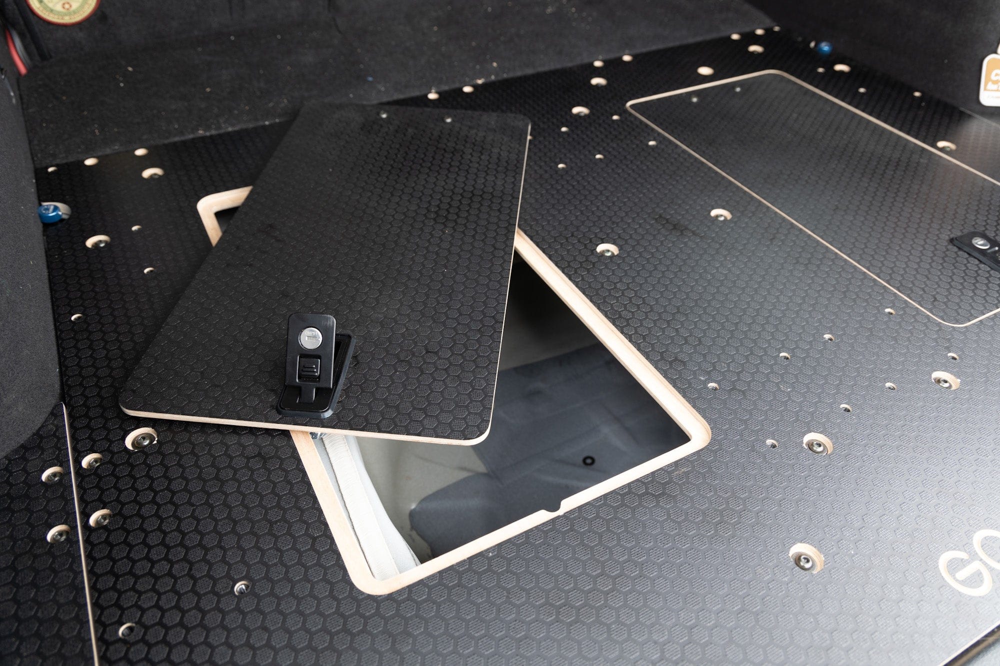 Goose Gear Plate Systems Include Shipping Subaru Outback 2015-2019 5th Gen. - Rear Plate System