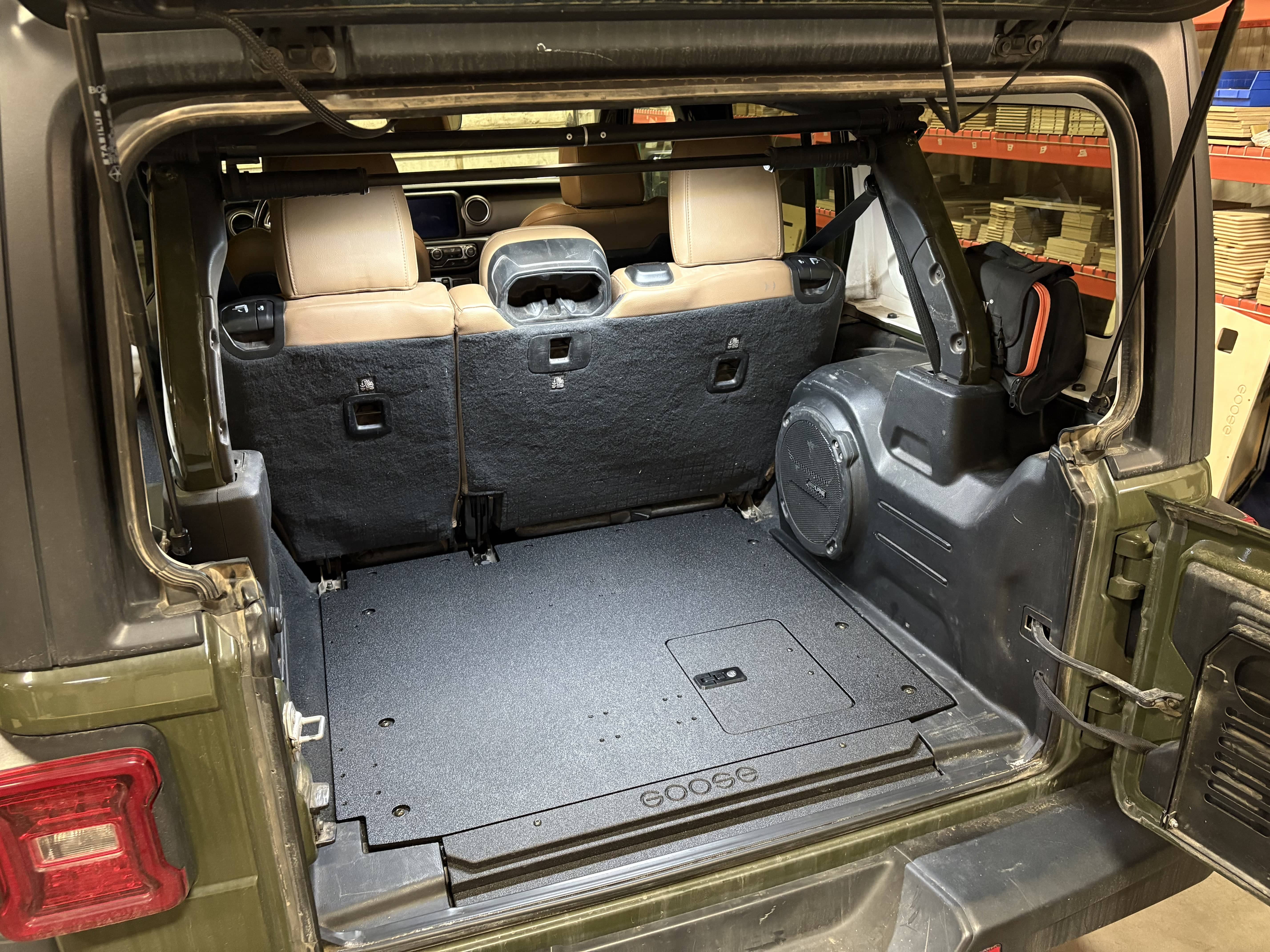 Goose Gear Plate Systems Jeep Wrangler 2018-Present JLU 4 Door - Rear Plate System