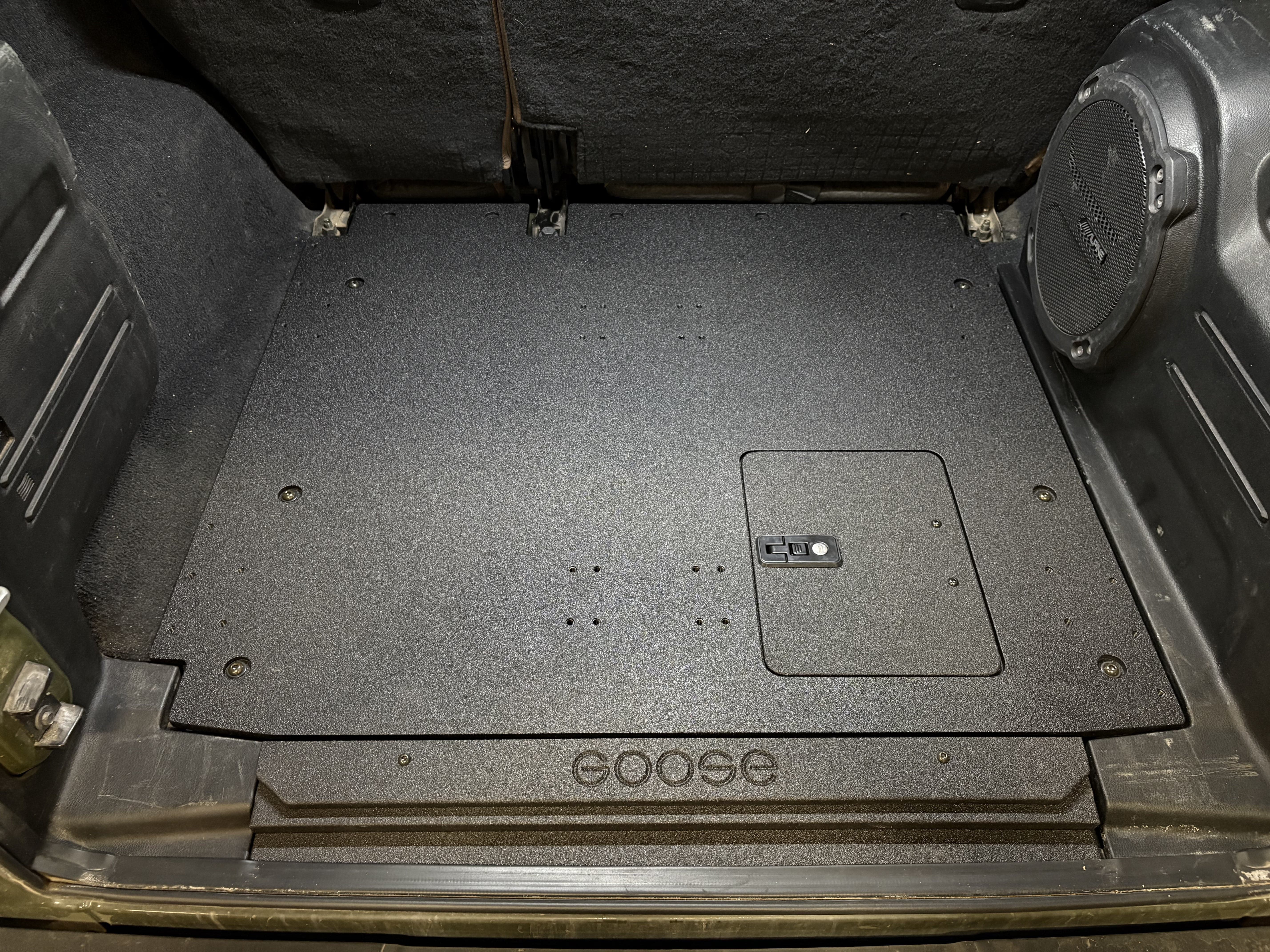 Goose Gear Plate Systems Jeep Wrangler 2018-Present JLU 4 Door - Rear Plate System