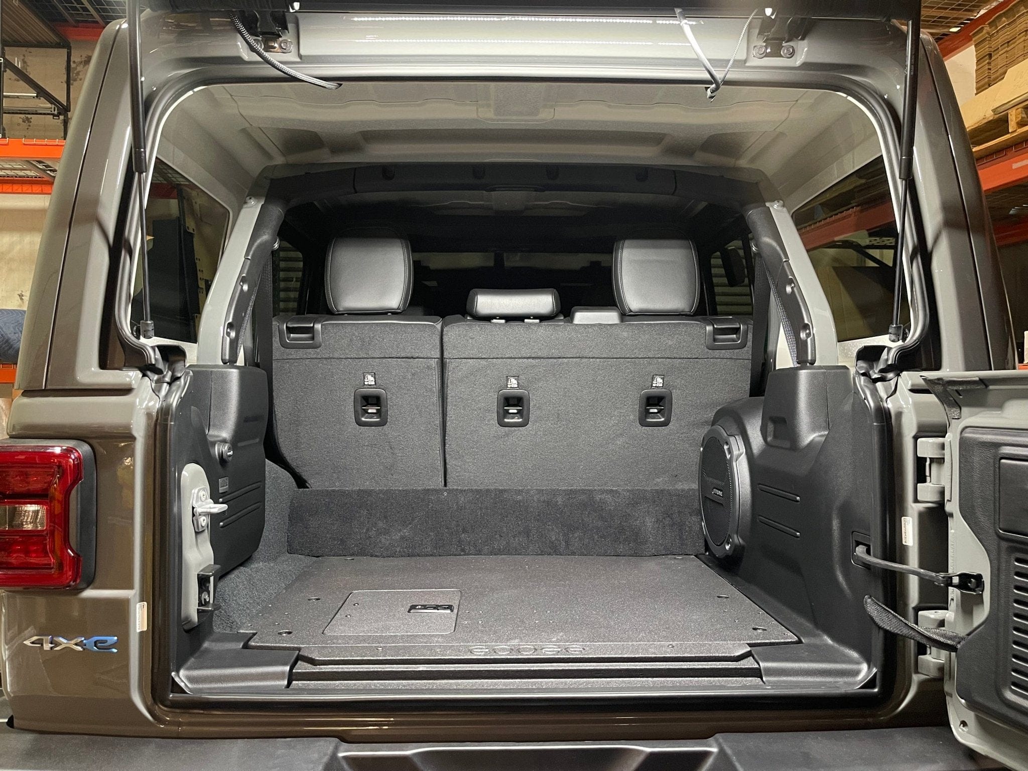 Goose Gear Plate Systems Jeep Wrangler 2021-Present 4xe 4 Door - Rear Plate System