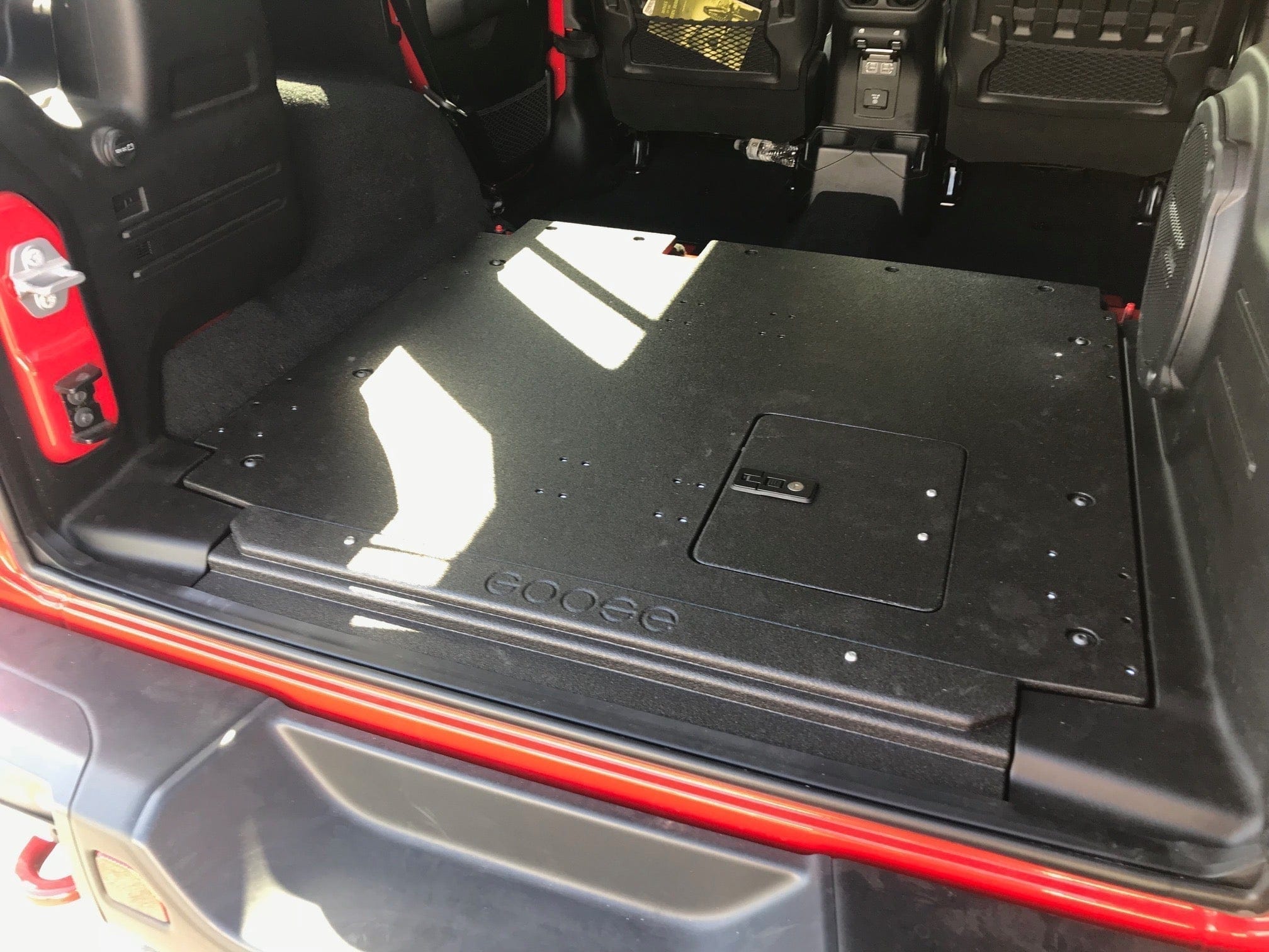 Goose Gear Plate Systems With Factory Subwoofer / Passenger Side Access Door / Include Shipping Jeep Wrangler 2021-present 392 4 Door - Rear Plate System