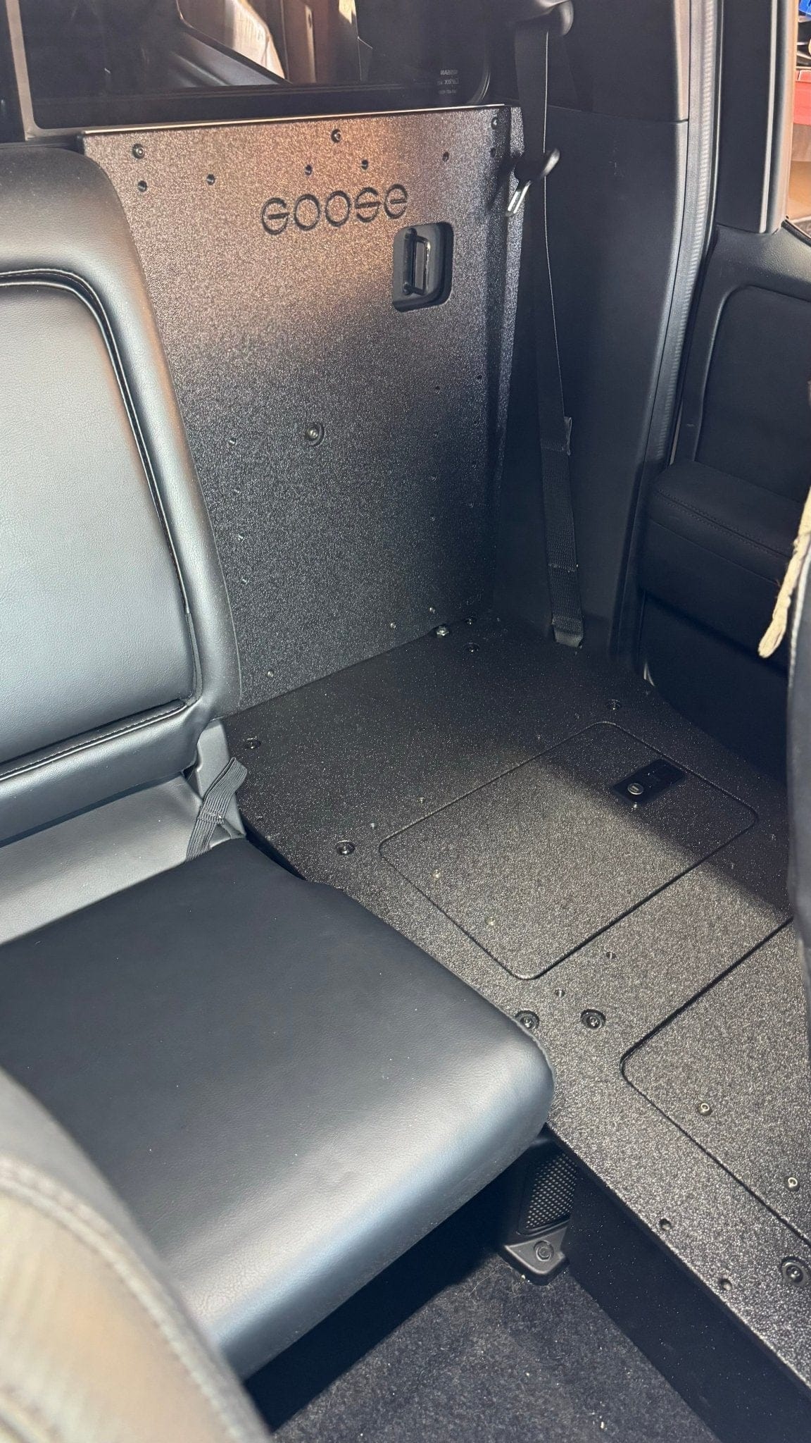 Goose Gear Seat Delete Plate System Nissan - Frontier - Crew Cab - 2021-Present - 3rd Gen - Explore Series - Second Row Seat Delete Plate System